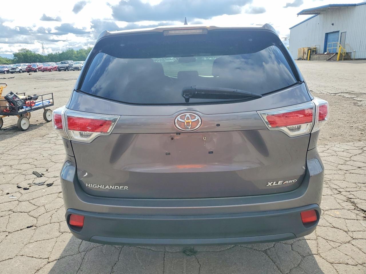2015 Toyota Highlander Xle Угольный vin: 5TDJKRFH2FS131937