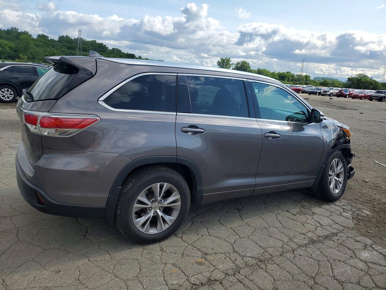 2015 Toyota Highlander Xle Угольный vin: 5TDJKRFH2FS131937
