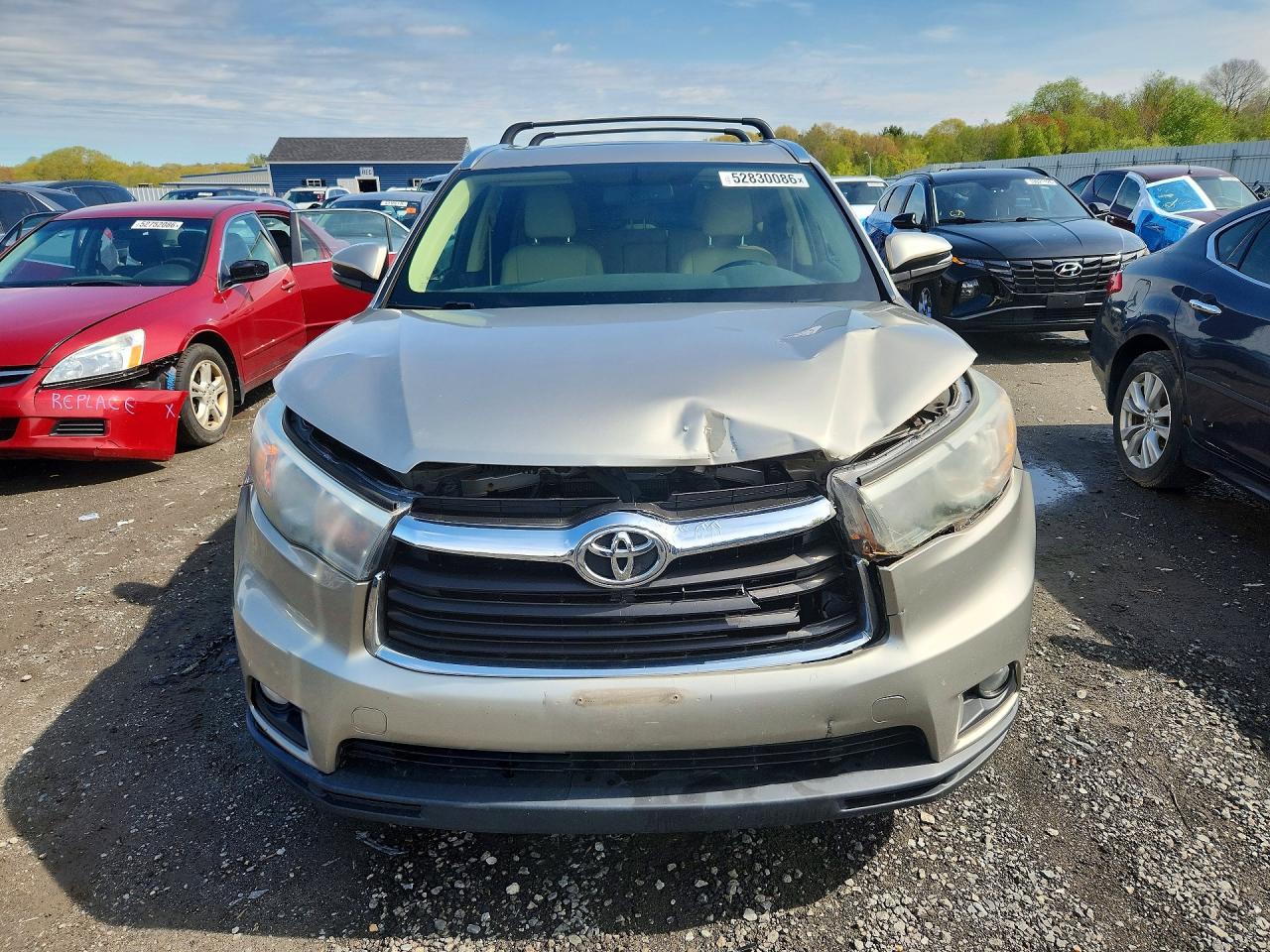 2015 Toyota Highlander Xle Золотой vin: 5TDJKRFH2FS174769