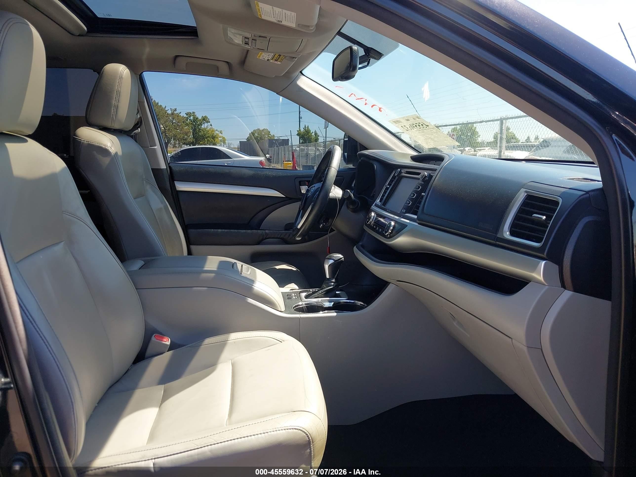 2015 Toyota Highlander Xle V6 Black vin: 5TDJKRFH2FS181043
