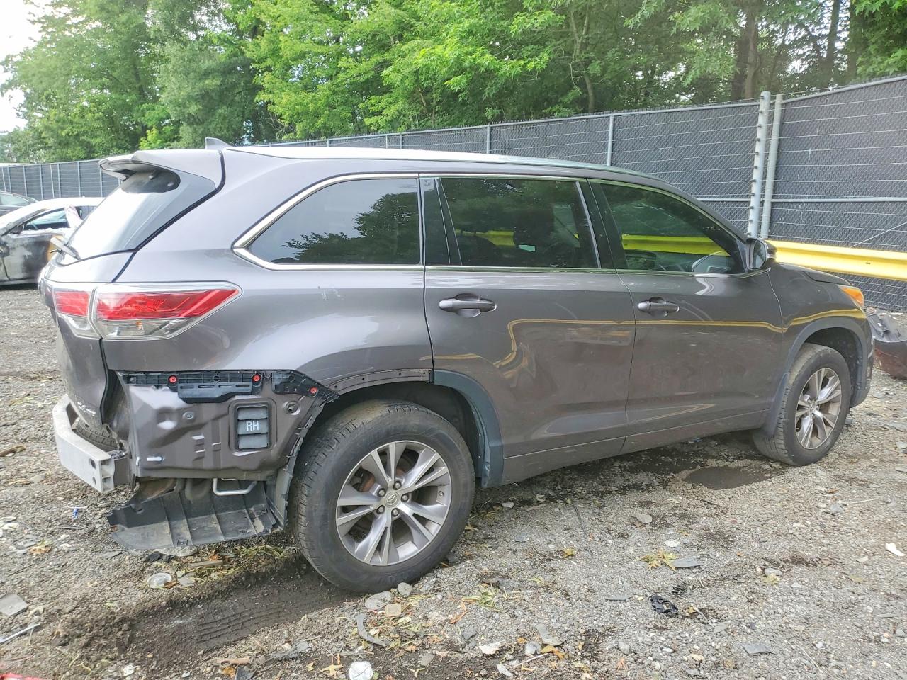 2015 Toyota Highlander Xle Gray vin: 5TDJKRFH2FS190776