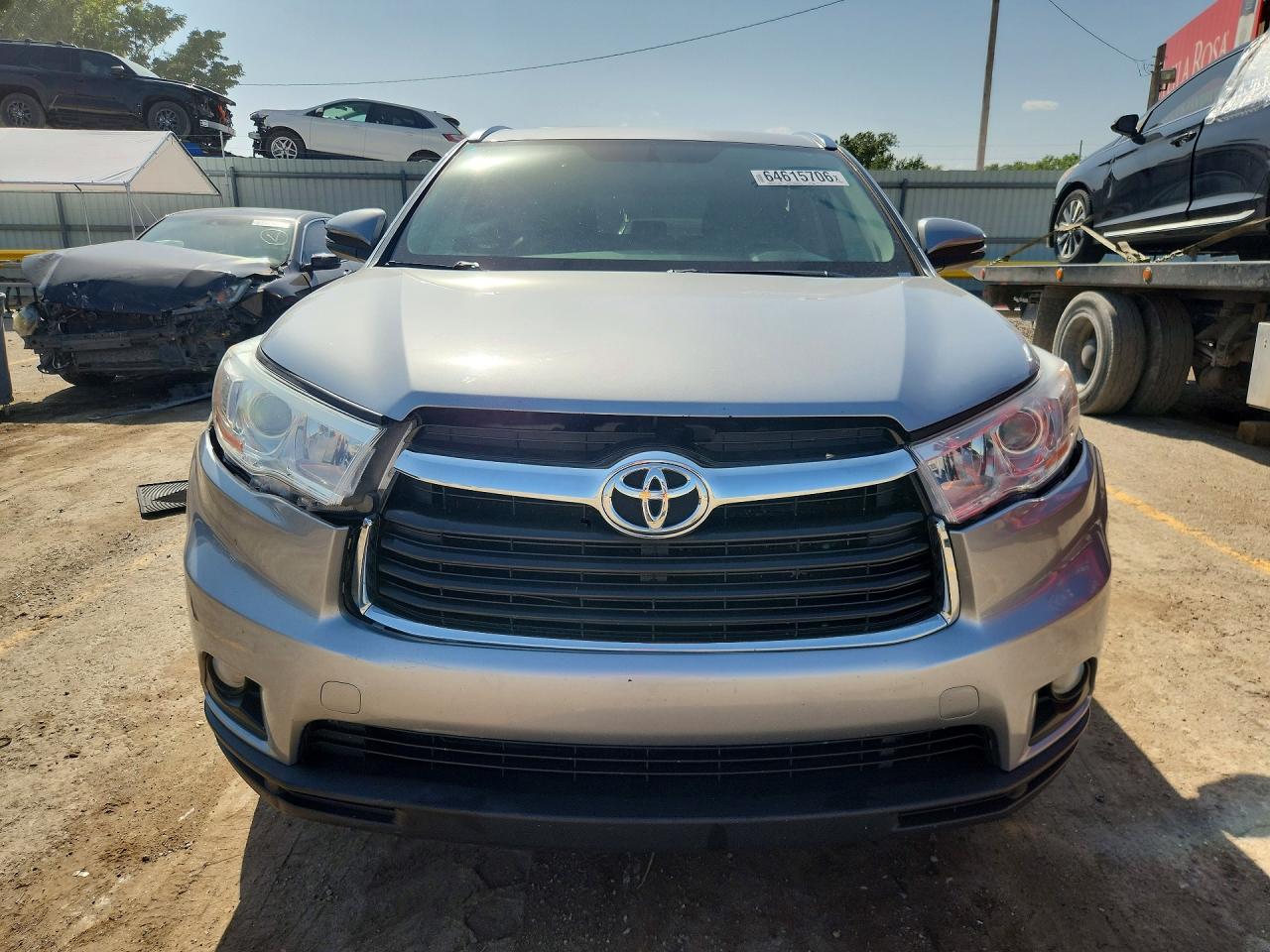 2015 Toyota Highlander Xle Gray vin: 5TDJKRFH2FS197890