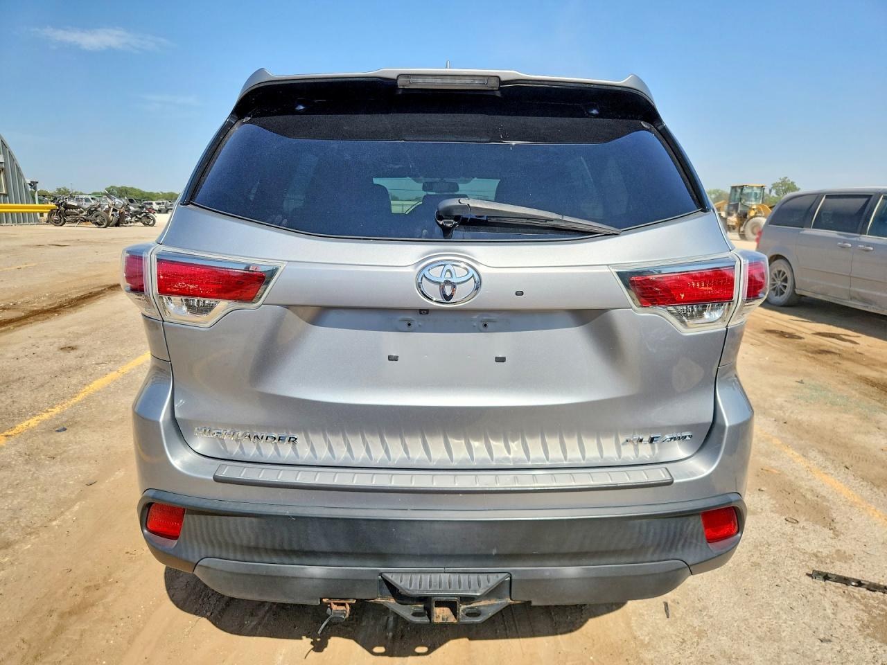 2015 Toyota Highlander Xle Gray vin: 5TDJKRFH2FS197890