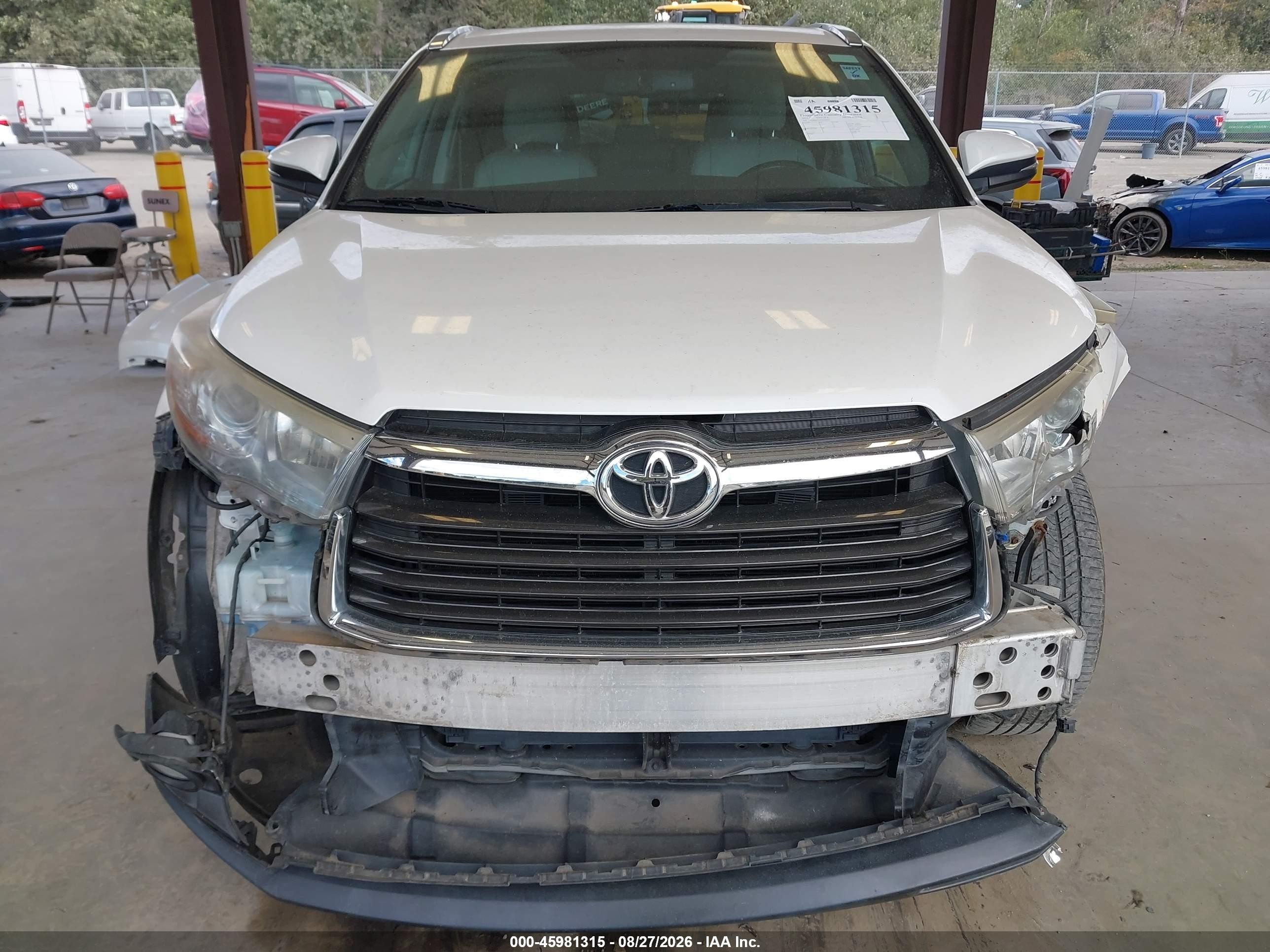2015 Toyota Highlander Xle V6 Белый vin: 5TDJKRFH2FS199221