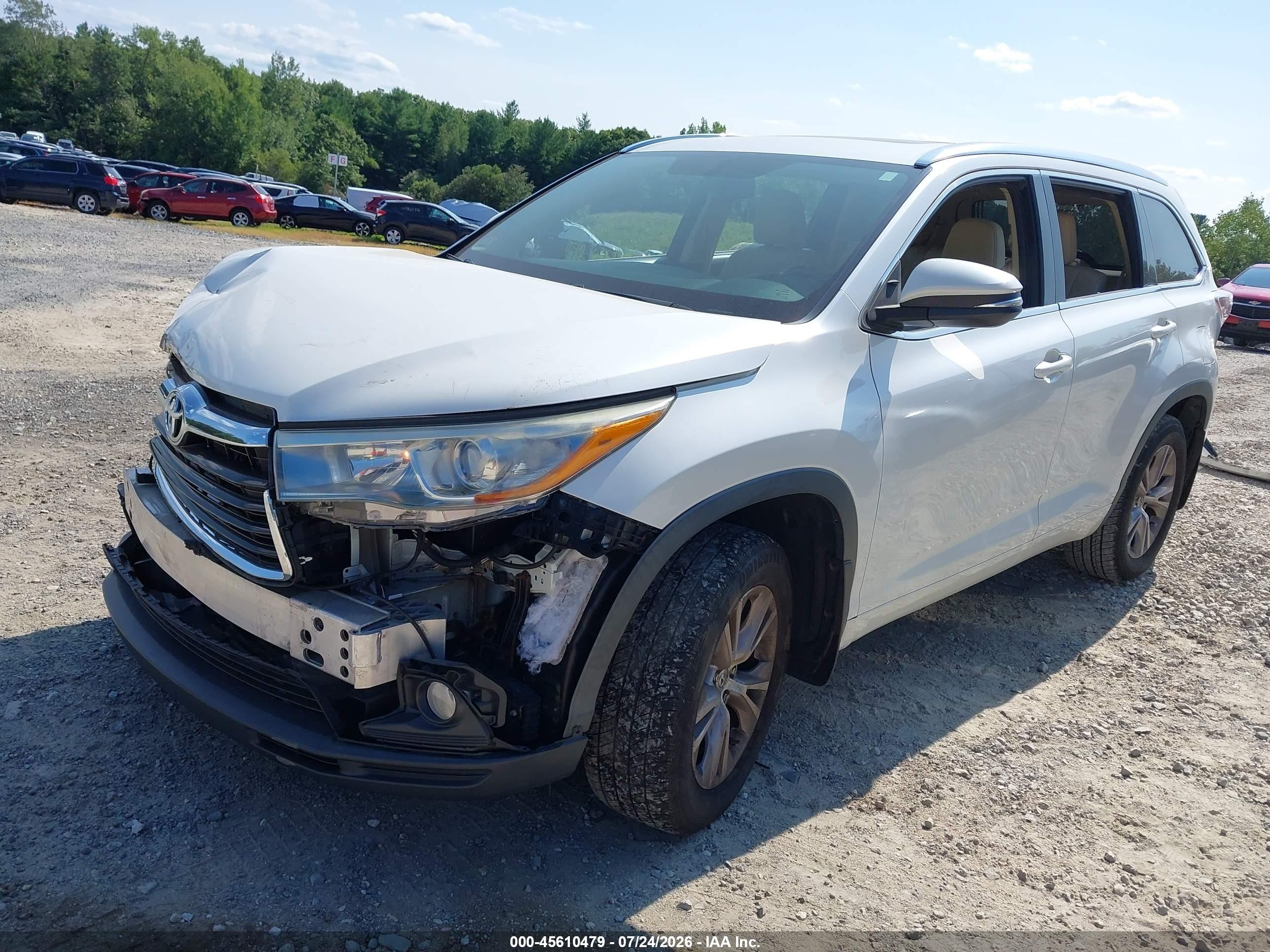 2015 Toyota Highlander Xle V6 White vin: 5TDJKRFH2FS213036