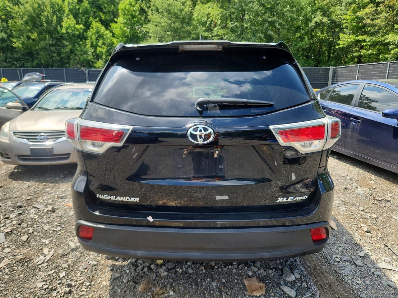 2015 Toyota Highlander Xle Черный vin: 5TDJKRFH2FS219046