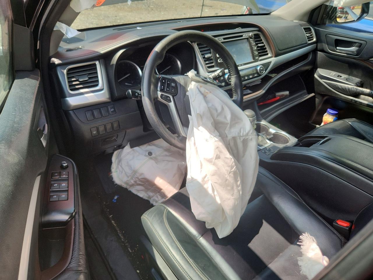 2015 Toyota Highlander Xle Черный vin: 5TDJKRFH2FS219046