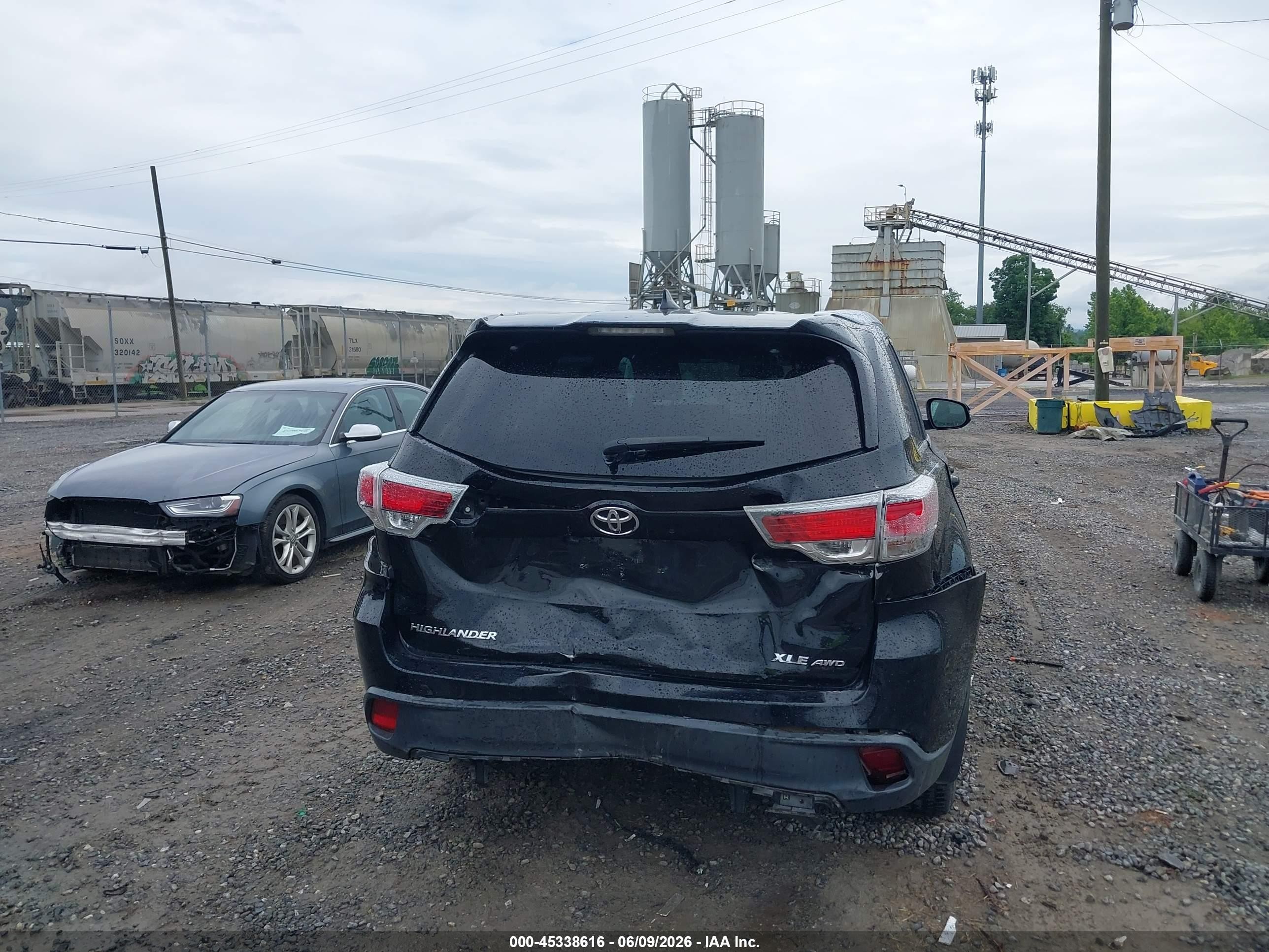 2014 Toyota Highlander Xle V6 Black vin: 5TDJKRFH3ES012647