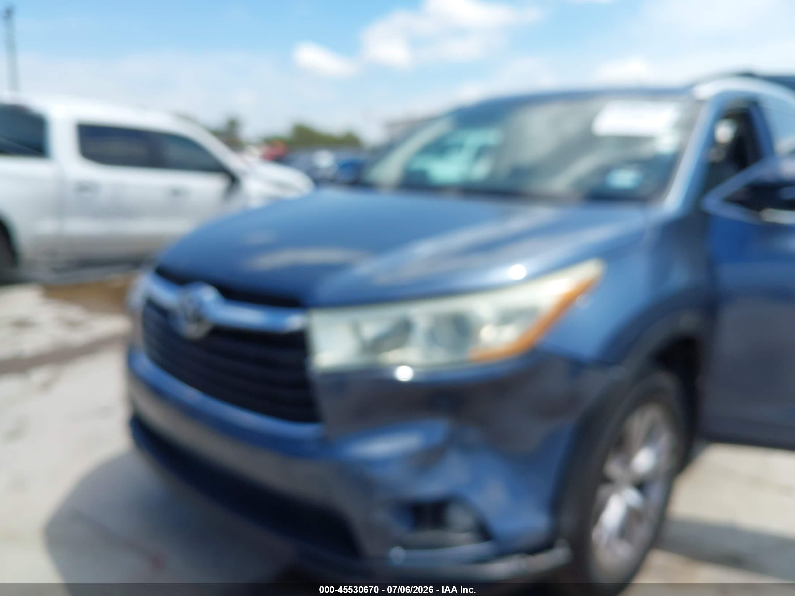 2014 Toyota Highlander Xle V6 Light Blue vin: 5TDJKRFH3ES071147