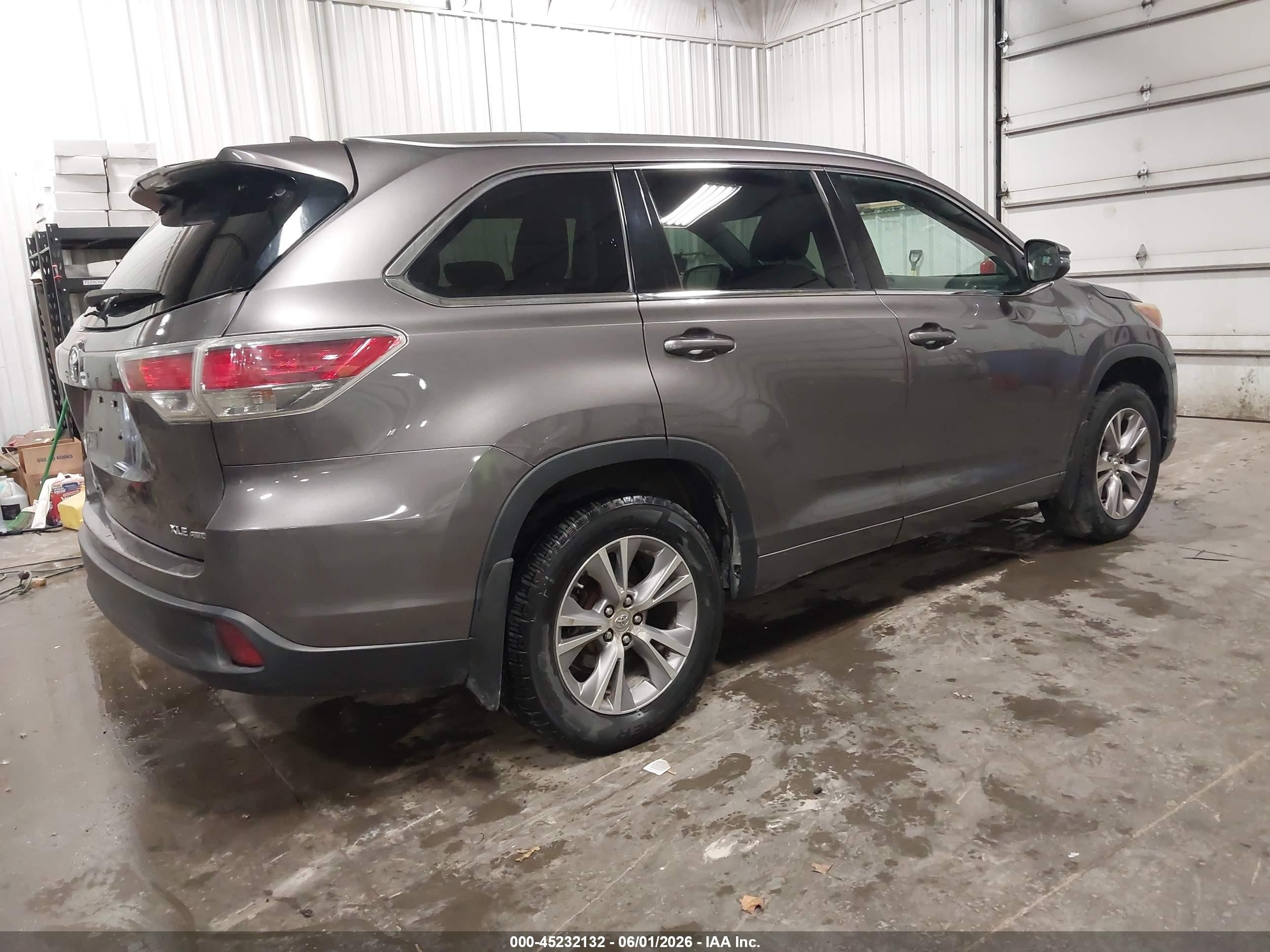 2015 Toyota Highlander Xle V6 Gray vin: 5TDJKRFH3FS114967