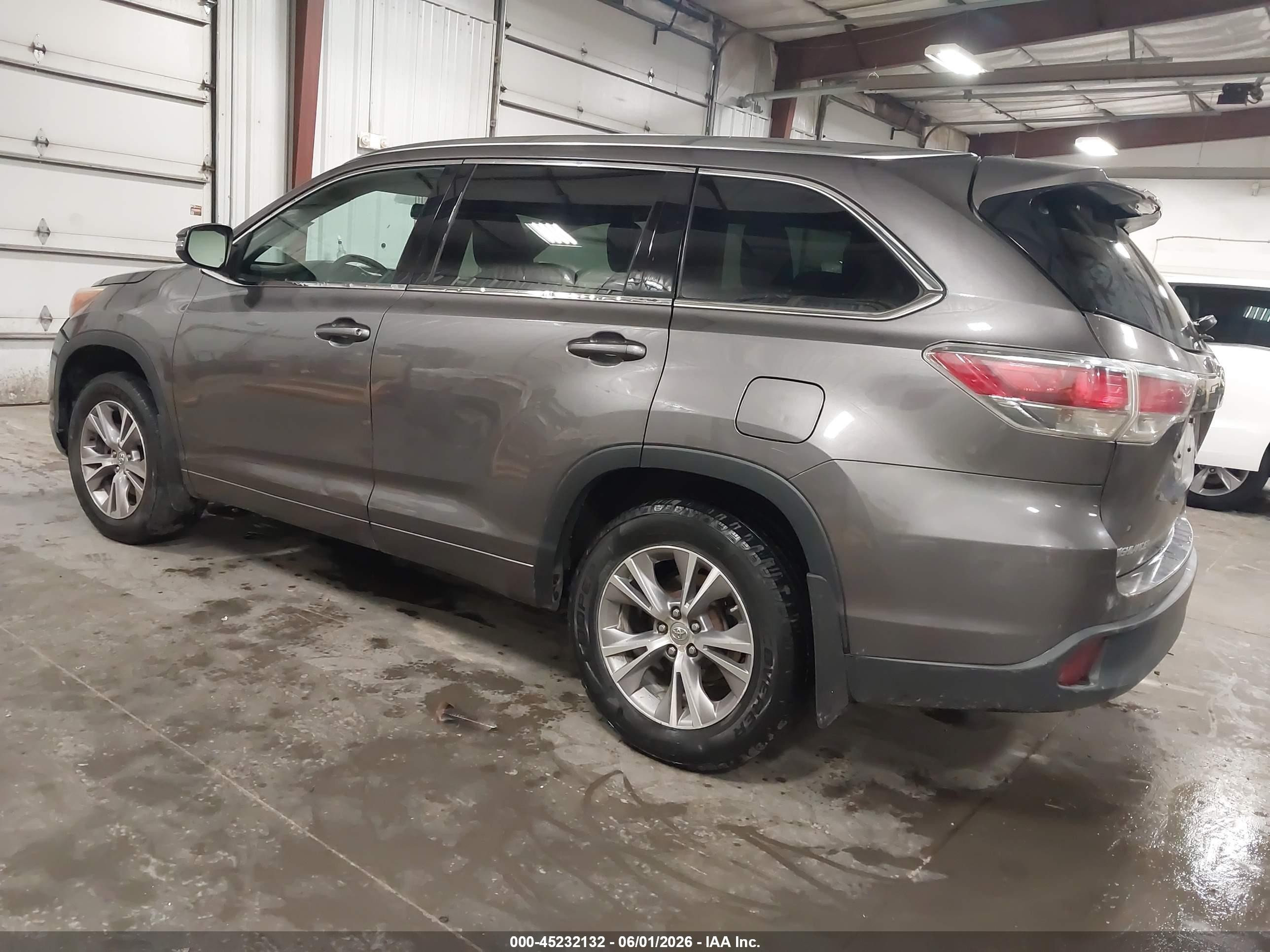 2015 Toyota Highlander Xle V6 Gray vin: 5TDJKRFH3FS114967