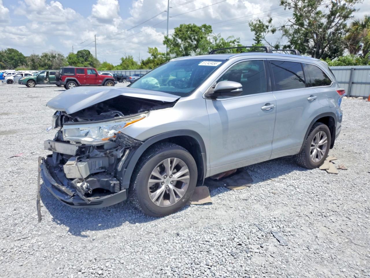 2014 Toyota Highlander Xle Silver vin: 5TDJKRFH4ES036472