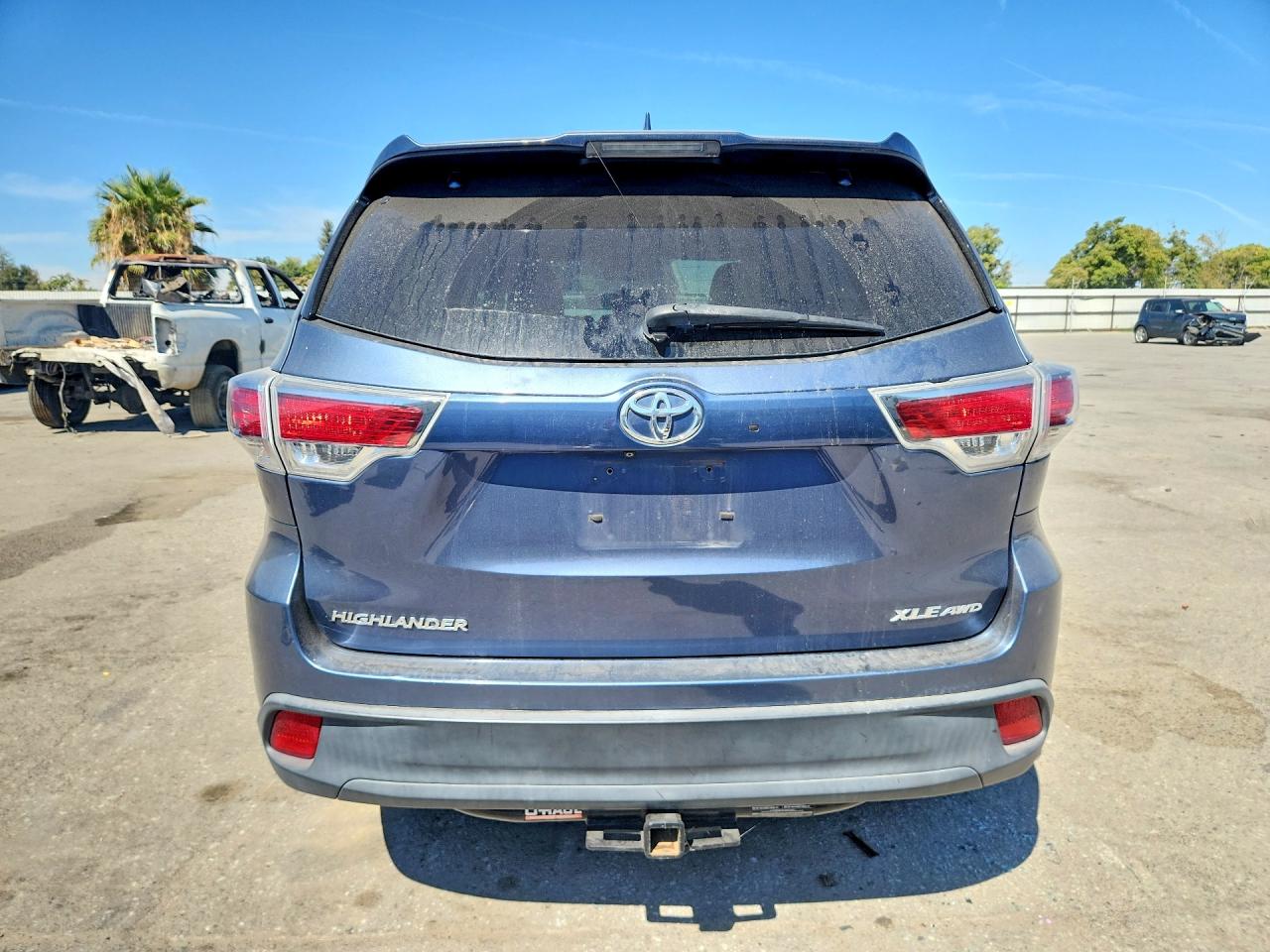 2015 Toyota Highlander Xle Blue vin: 5TDJKRFH4FS121975