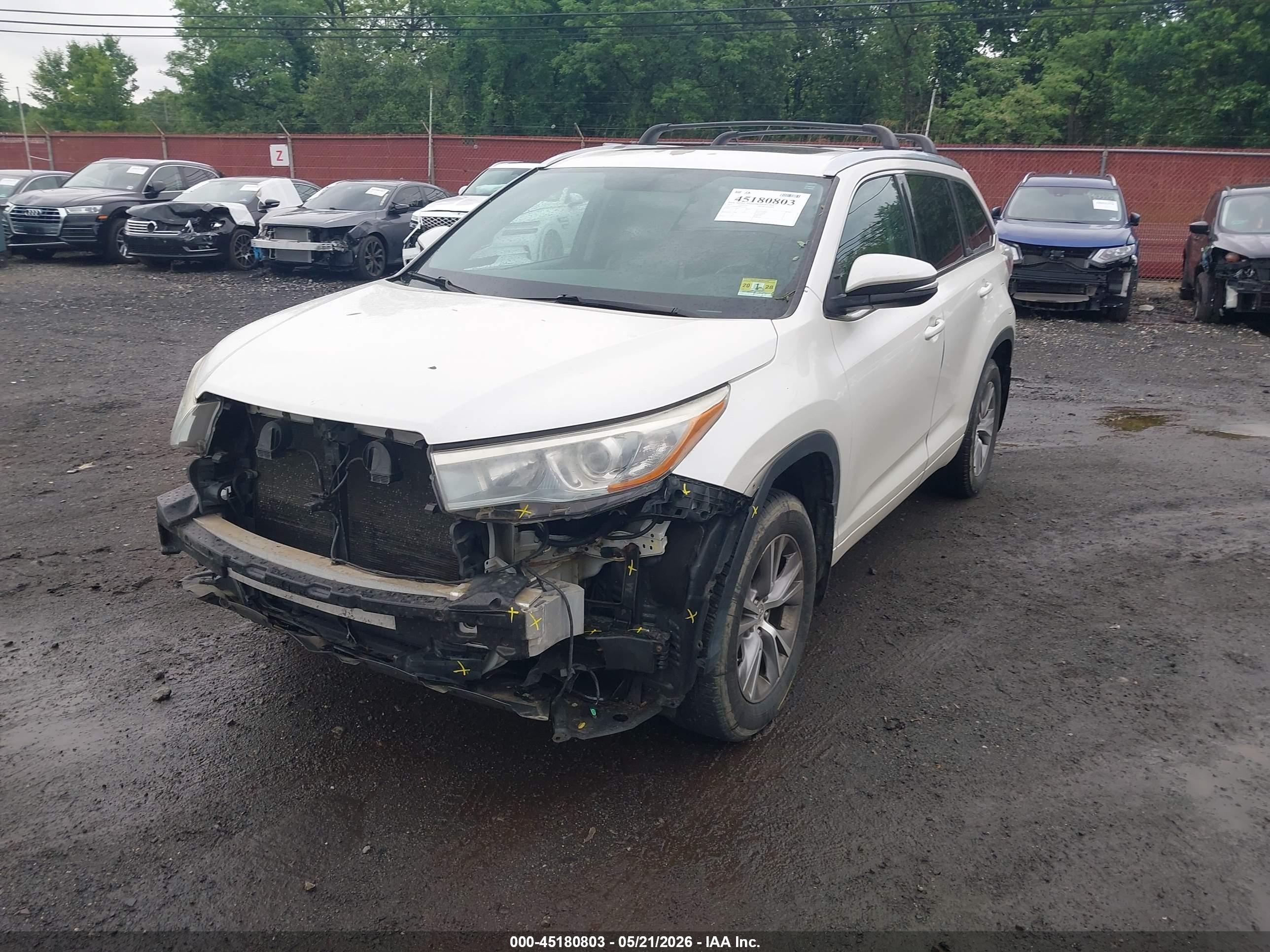 2015 Toyota Highlander Xle V6 White vin: 5TDJKRFH4FS123242