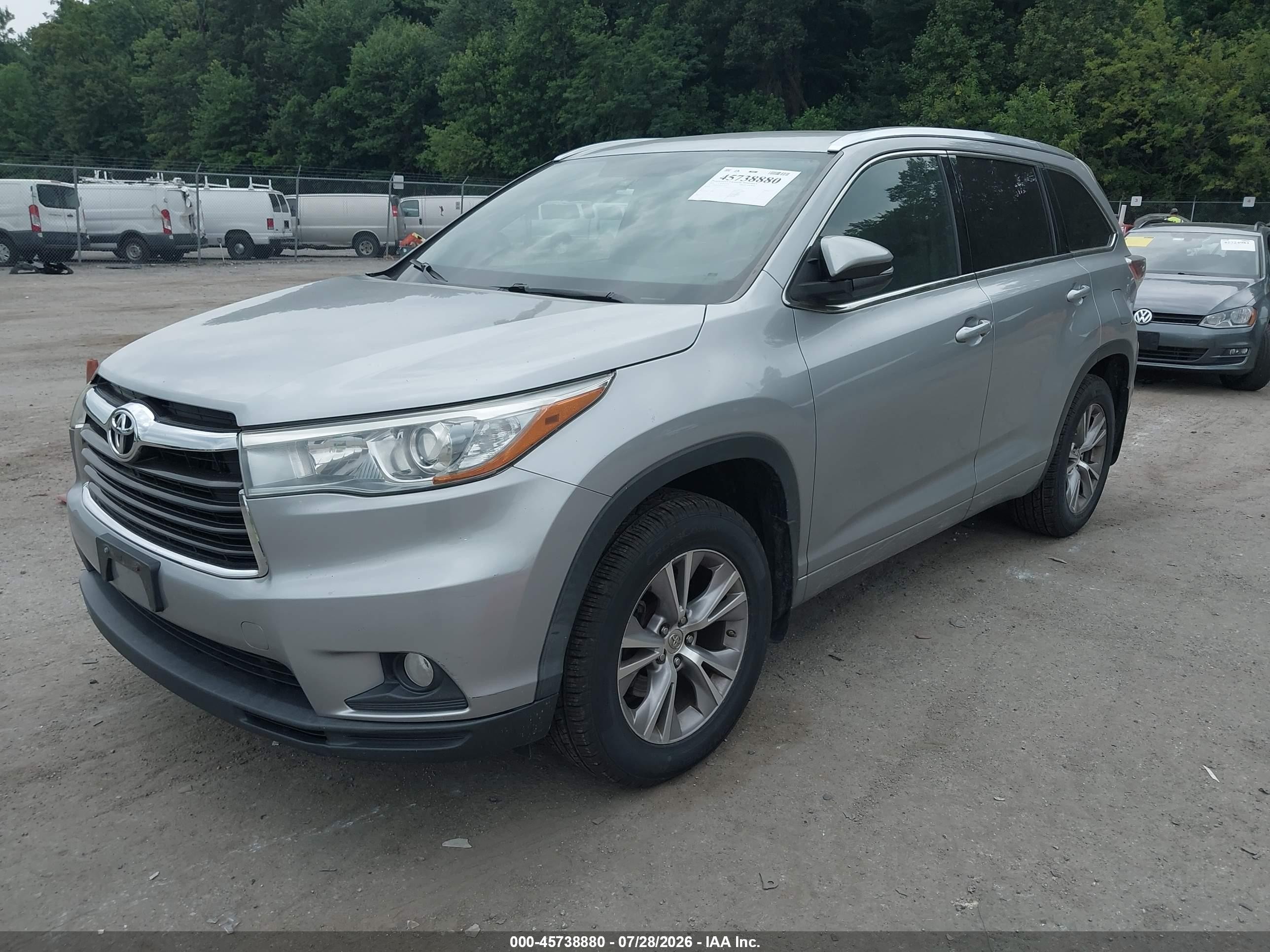 2015 Toyota Highlander Xle V6 Silver vin: 5TDJKRFH4FS129347