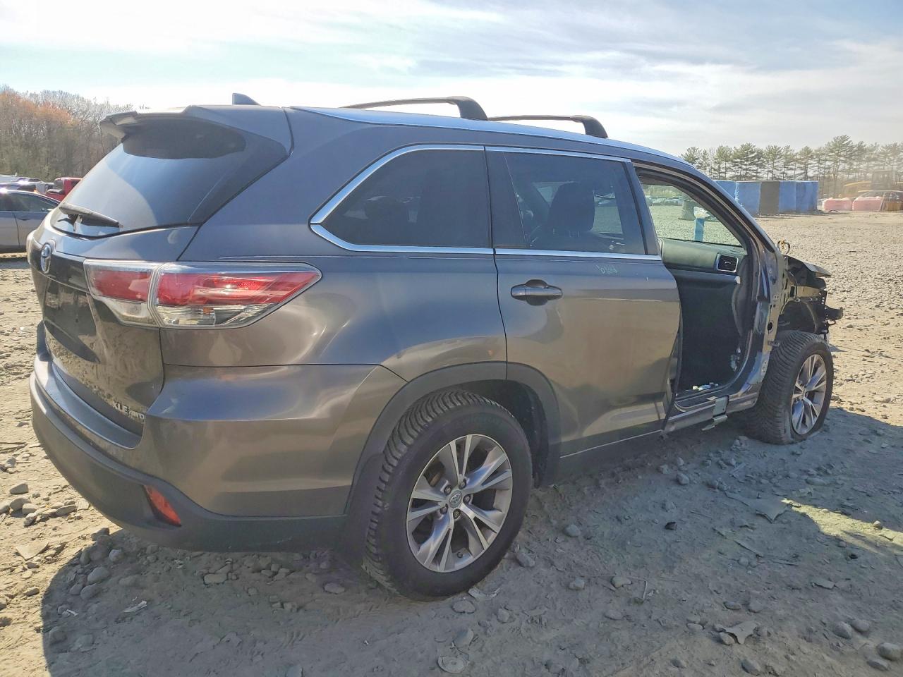 2015 Toyota Highlander Xle Gray vin: 5TDJKRFH4FS157536