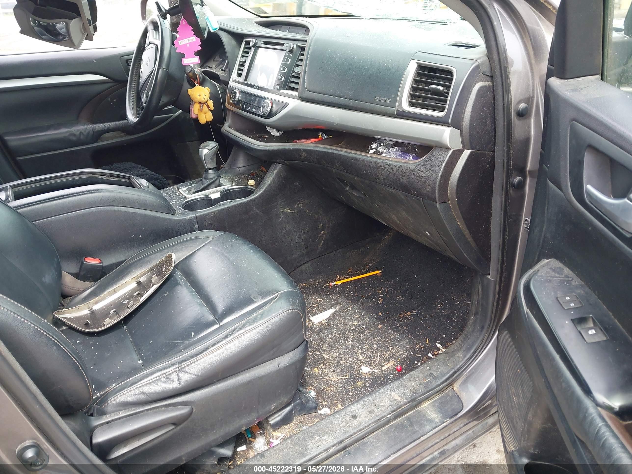 2015 Toyota Highlander Xle V6 Серый vin: 5TDJKRFH5FS095189