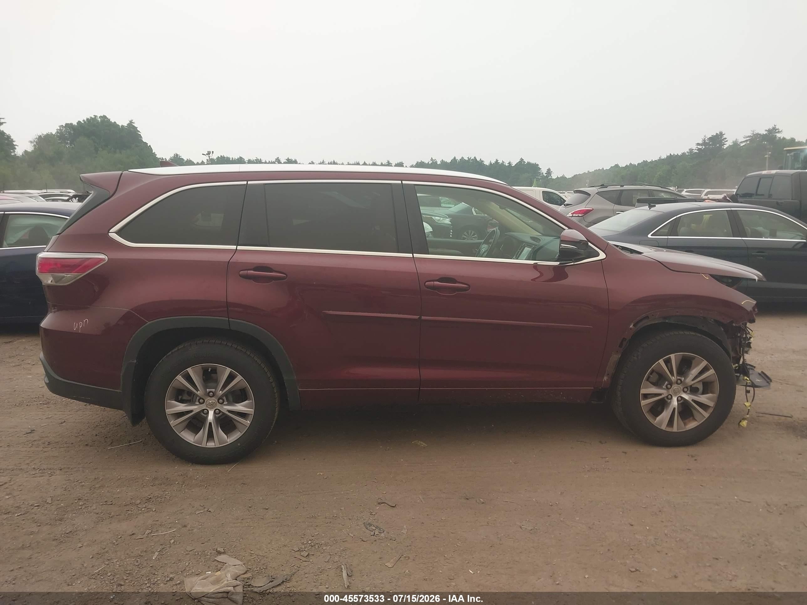 2015 Toyota Highlander Xle V6 Red vin: 5TDJKRFH5FS098609
