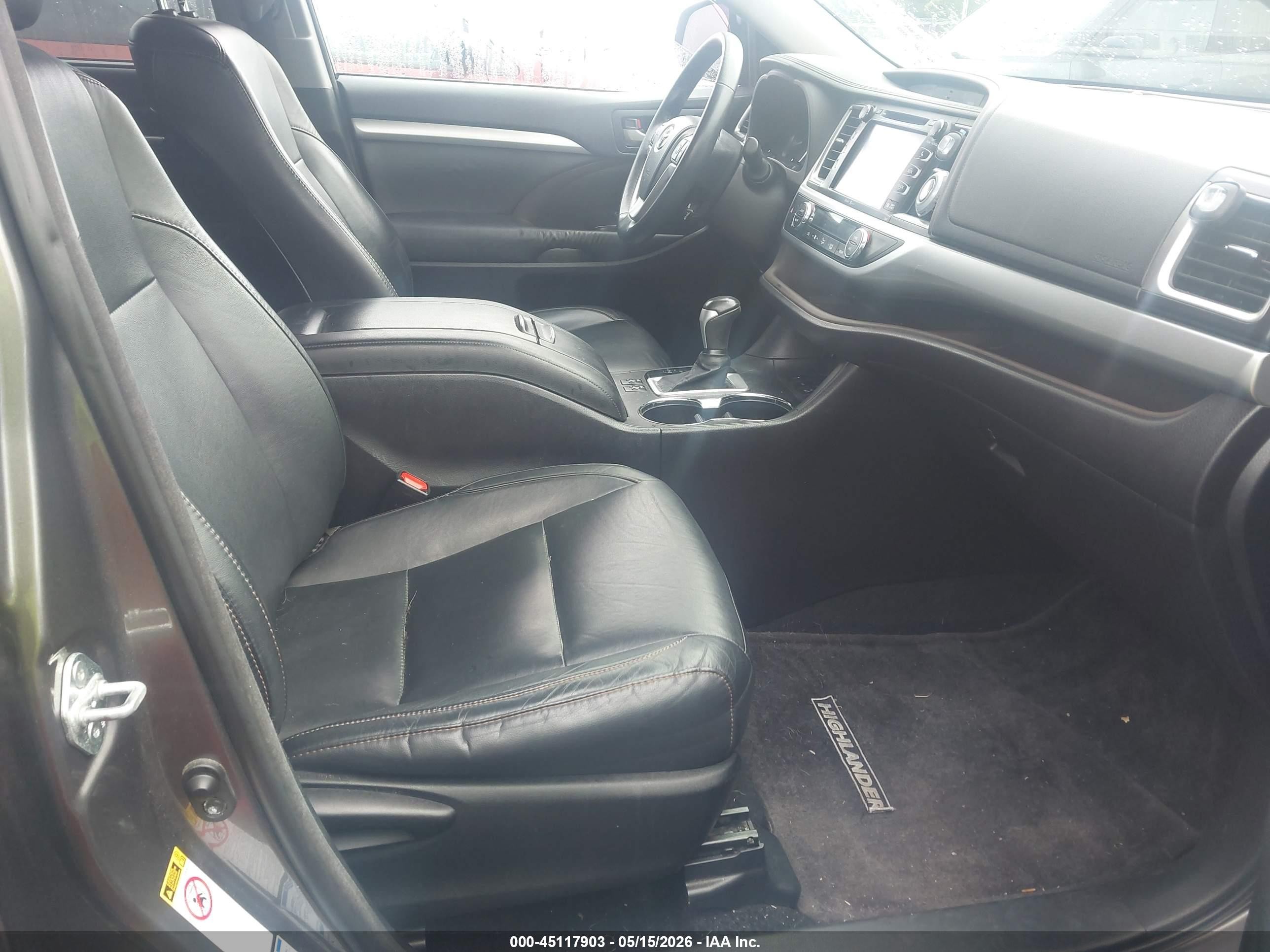 2015 Toyota Highlander Xle V6 Серый vin: 5TDJKRFH5FS101475