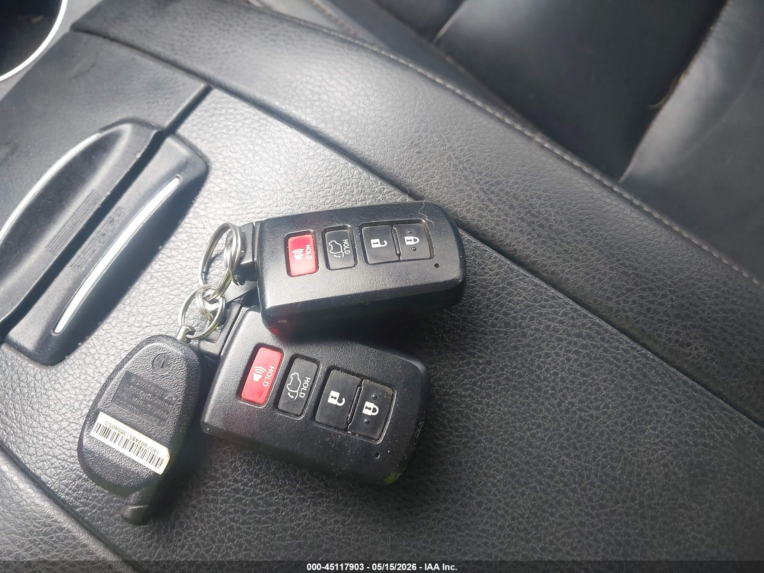 2015 Toyota Highlander Xle V6 Серый vin: 5TDJKRFH5FS101475