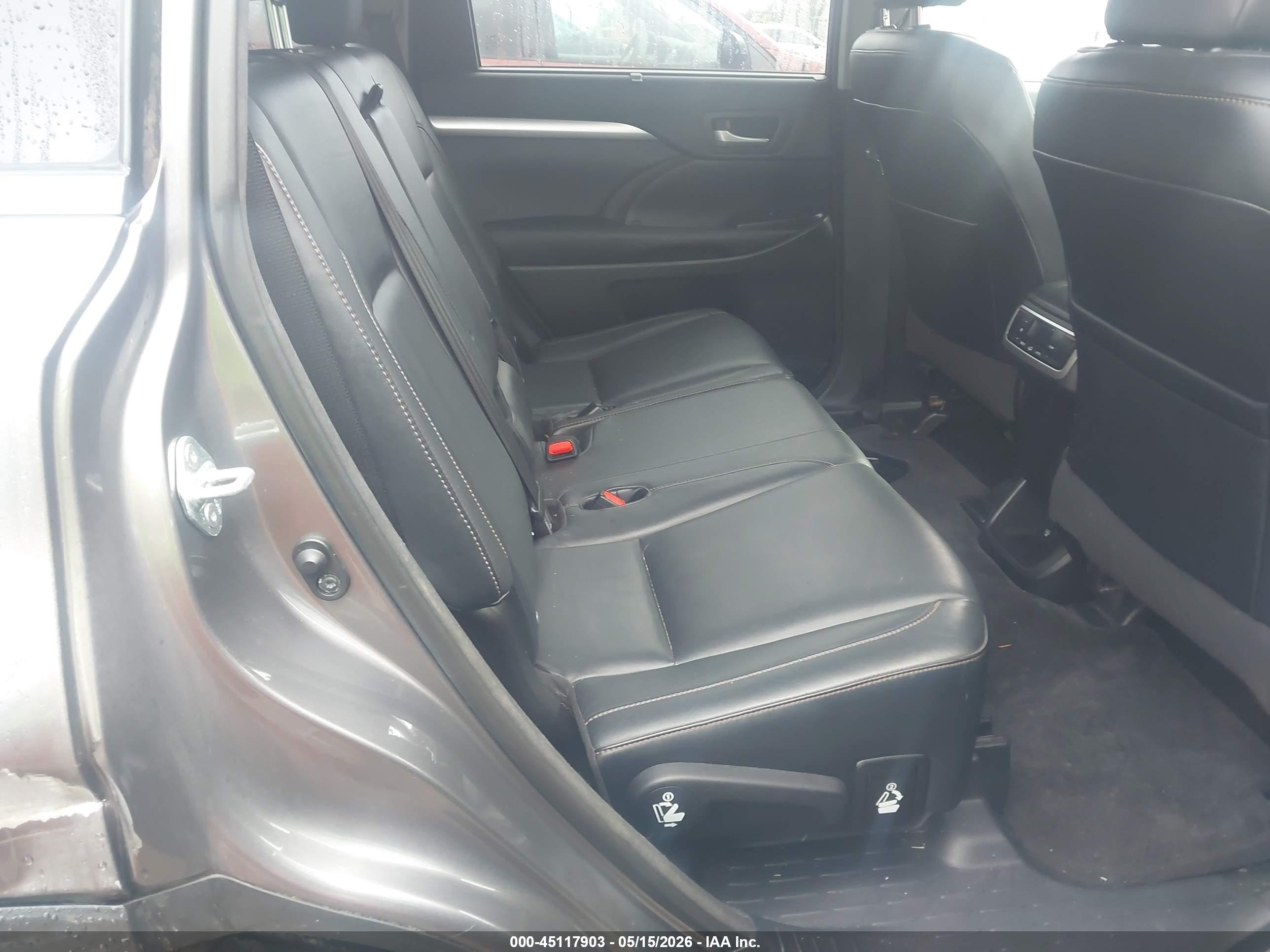 2015 Toyota Highlander Xle V6 Серый vin: 5TDJKRFH5FS101475