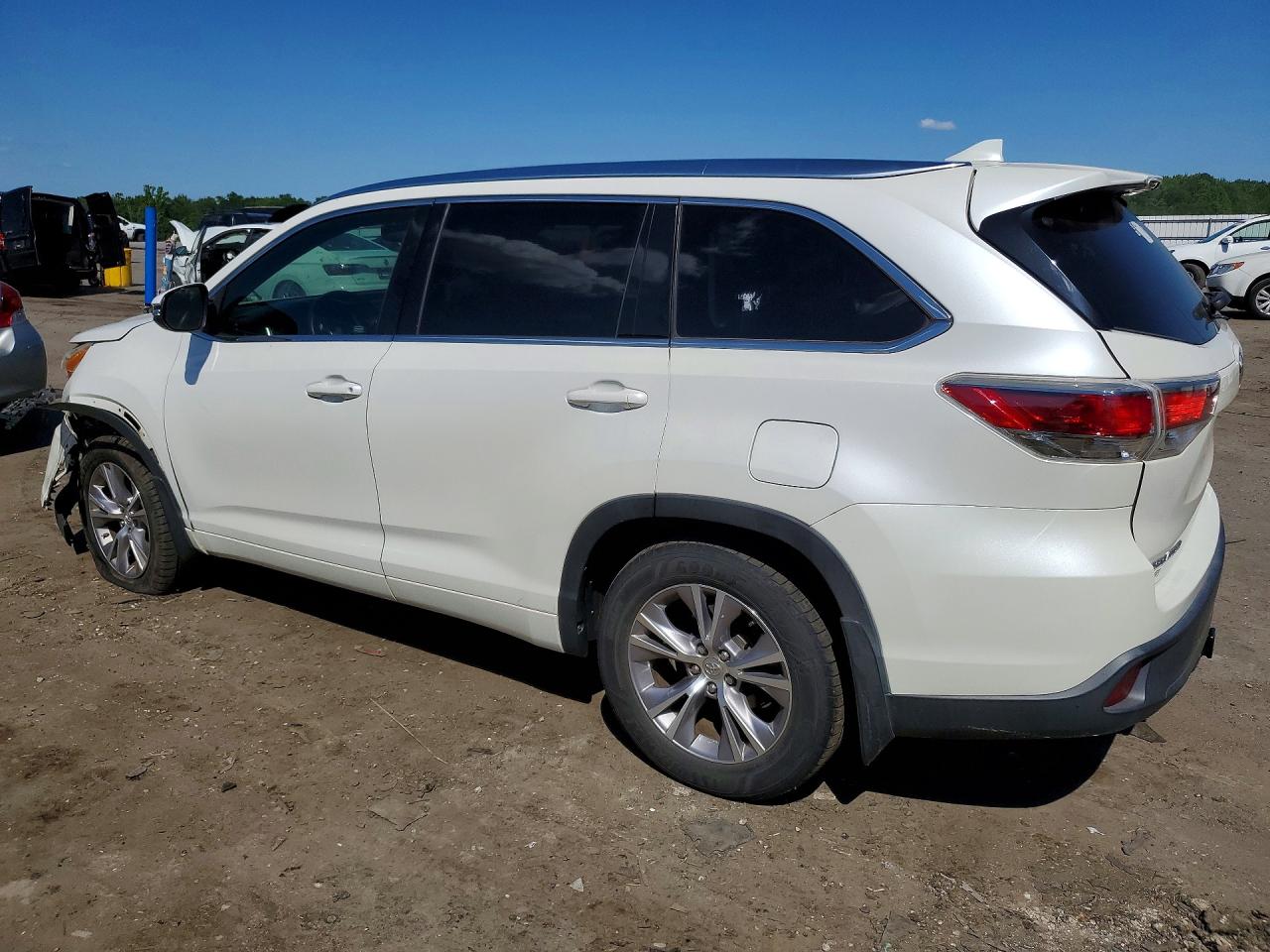 2015 Toyota Highlander Xle White vin: 5TDJKRFH5FS155794