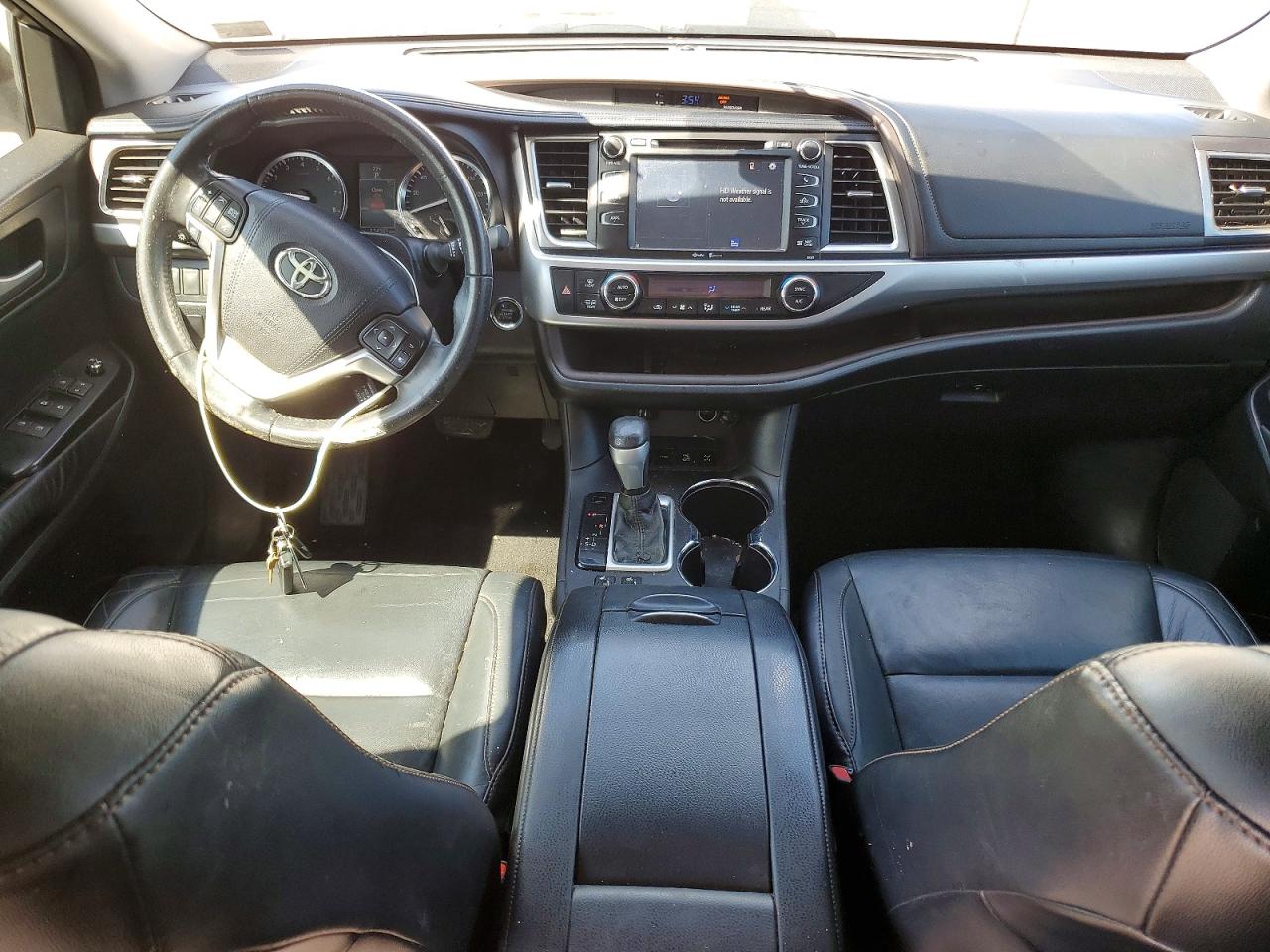 2015 Toyota Highlander Xle White vin: 5TDJKRFH5FS155794