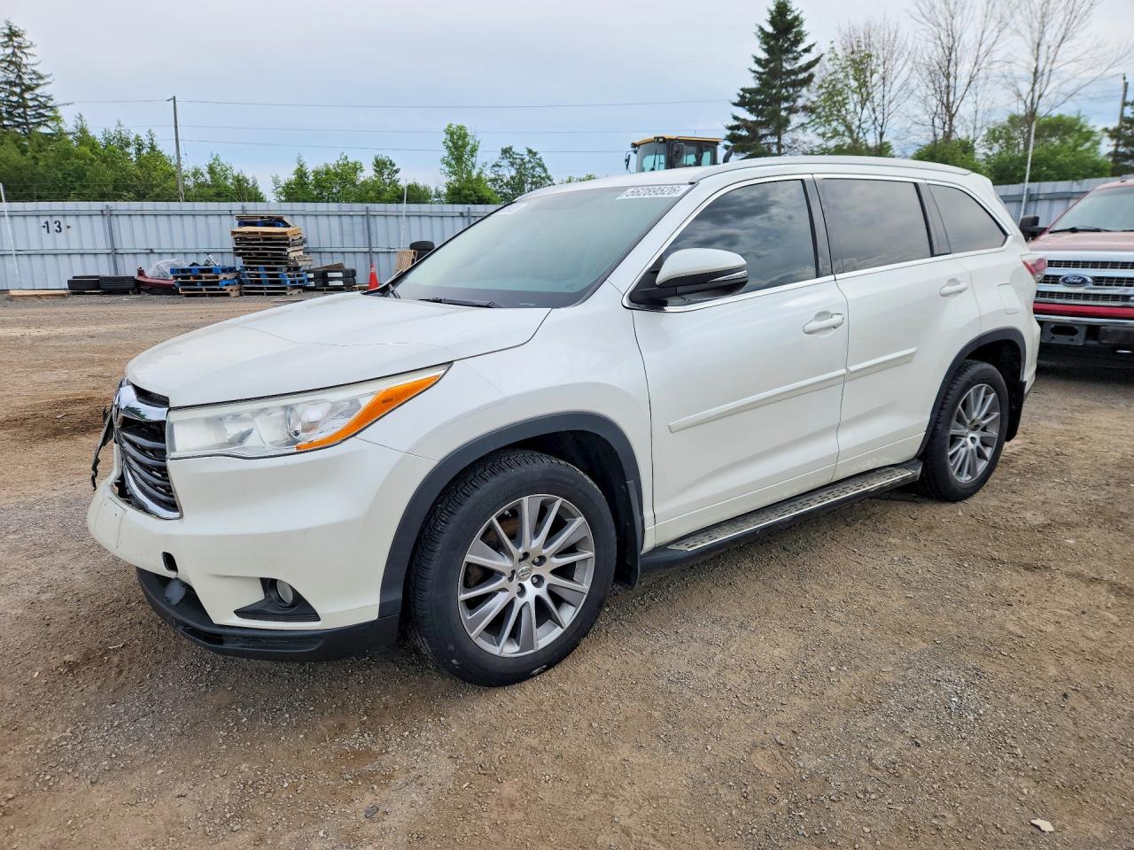 2015 Toyota Highlander Xle Белый vin: 5TDJKRFH5FS199939