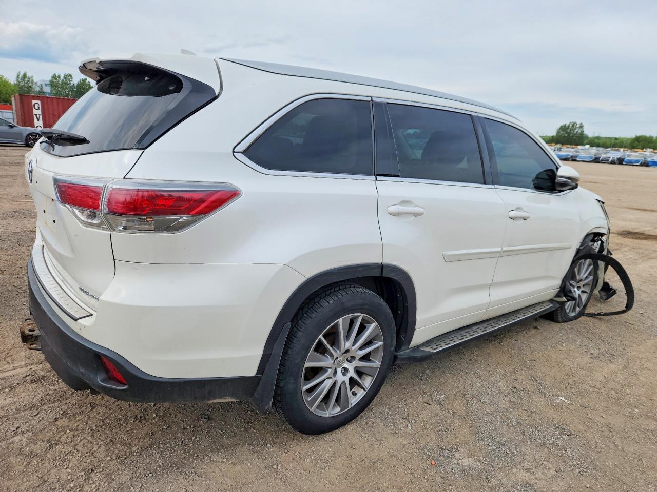 2015 Toyota Highlander Xle White vin: 5TDJKRFH5FS199939