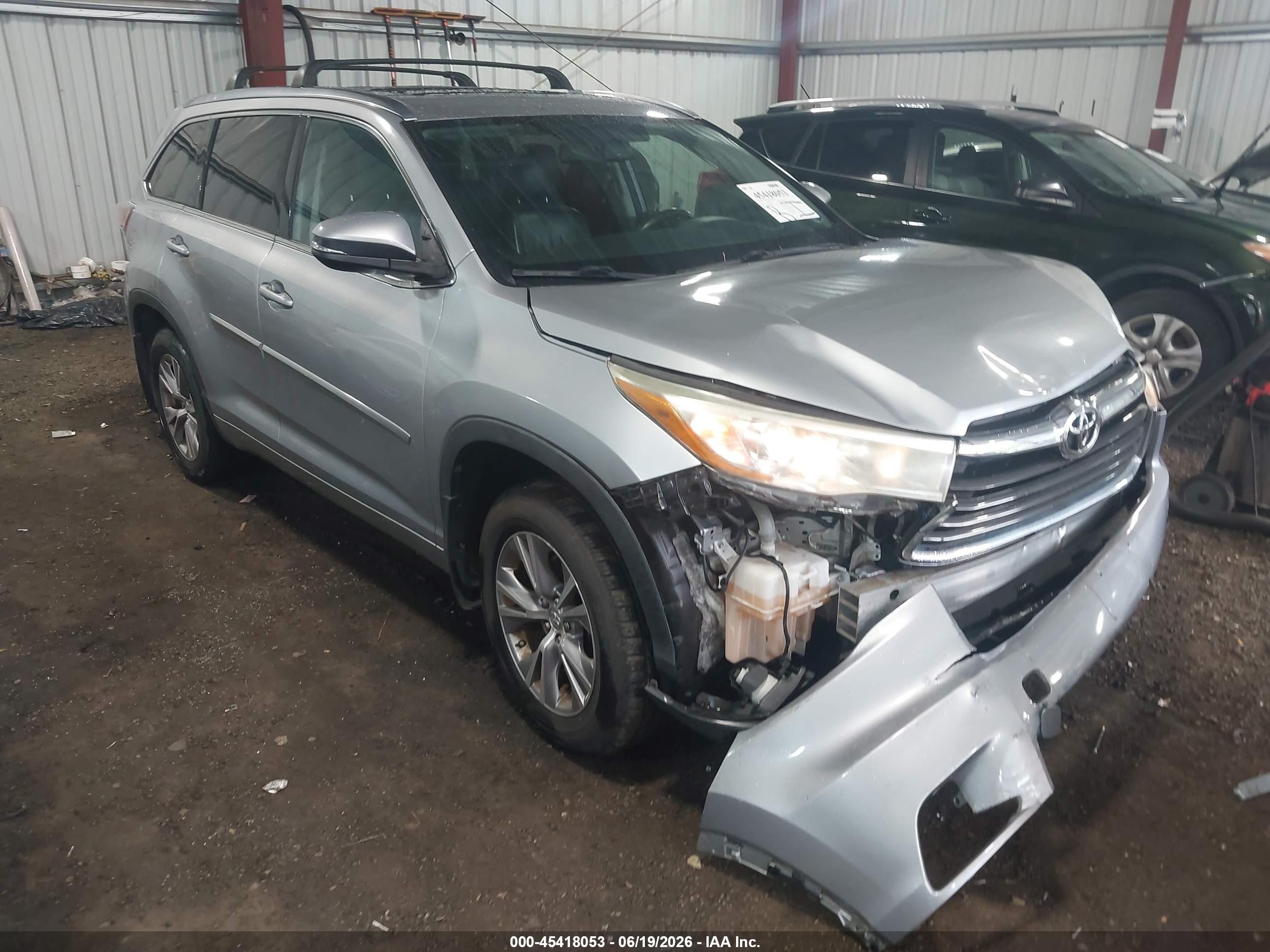 2015 Toyota Highlander Xle V6 Серый vin: 5TDJKRFH5FS208011