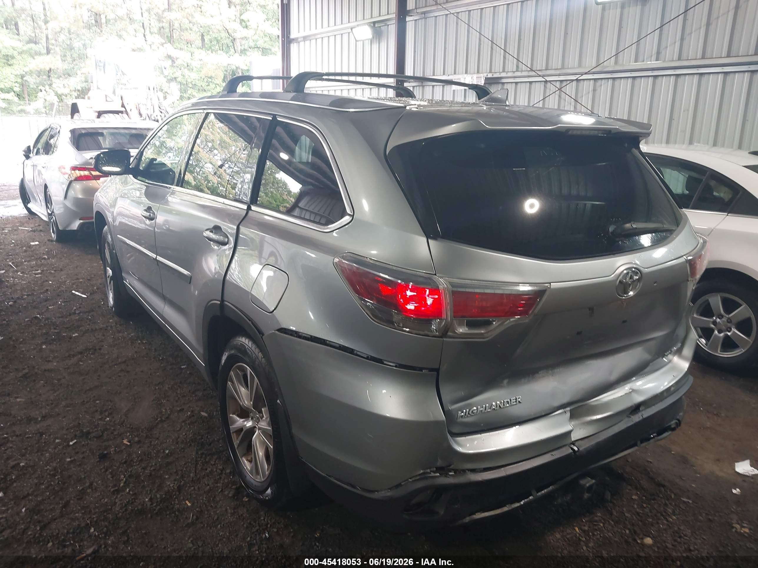 2015 Toyota Highlander Xle V6 Серый vin: 5TDJKRFH5FS208011