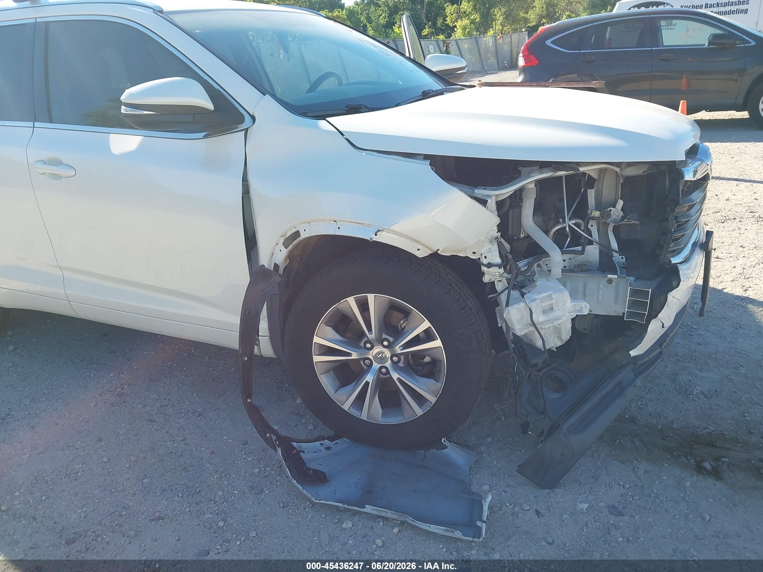 2014 Toyota Highlander Xle V6 Белый vin: 5TDJKRFH6ES005546