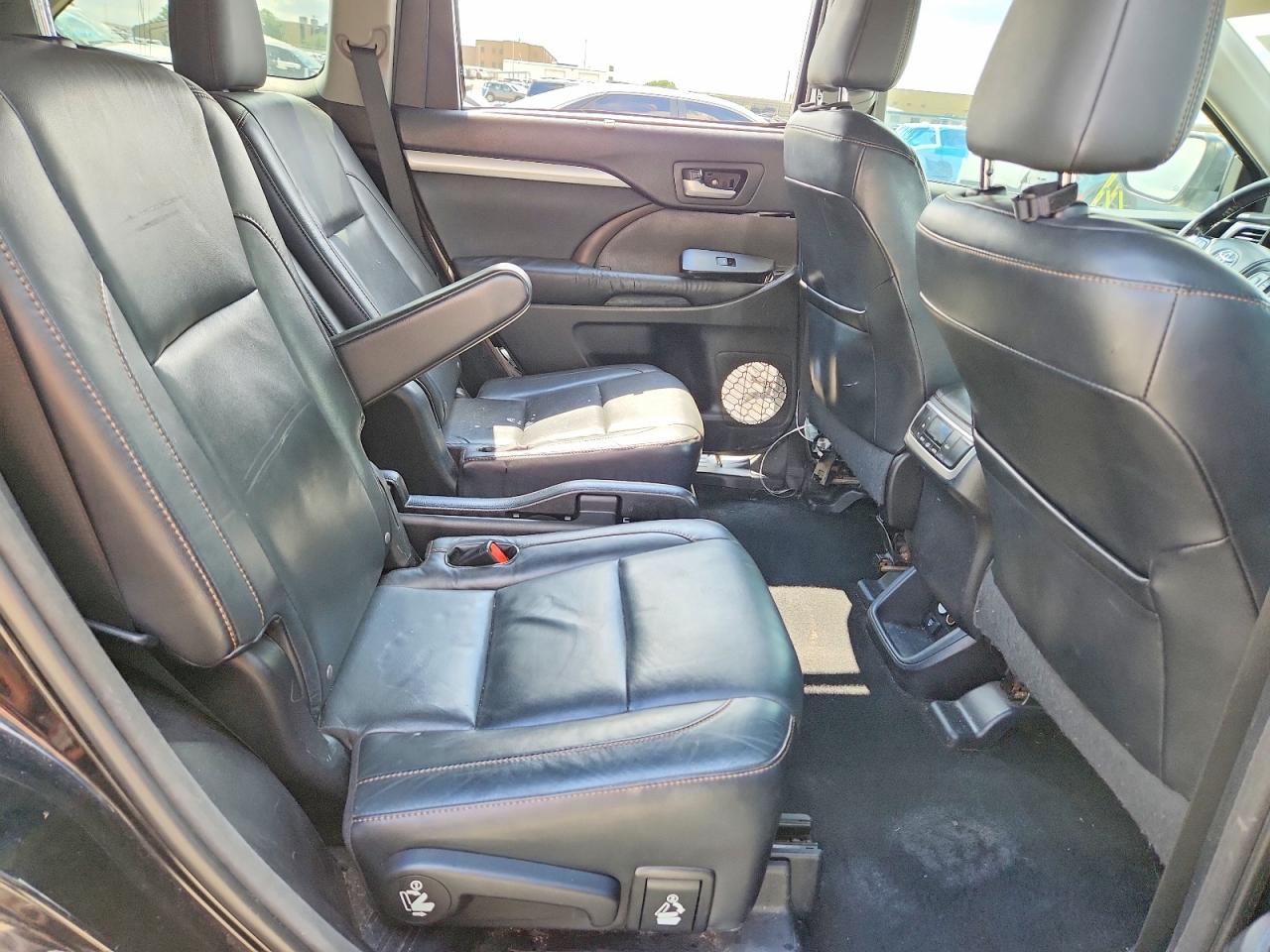2014 Toyota Highlander Xle Black vin: 5TDJKRFH6ES061440