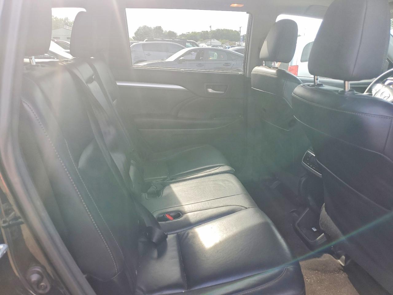 2014 Toyota Highlander Xle Черный vin: 5TDJKRFH6ES062426