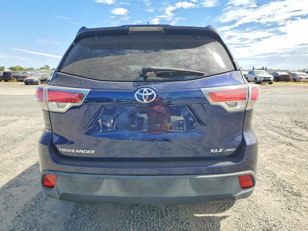 2015 Toyota Highlander Xle Blue vin: 5TDJKRFH6FS104613