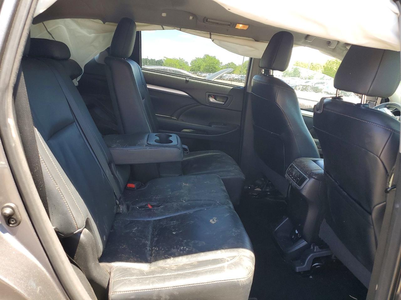 2015 Toyota Highlander Xle Угольный vin: 5TDJKRFH6FS104904