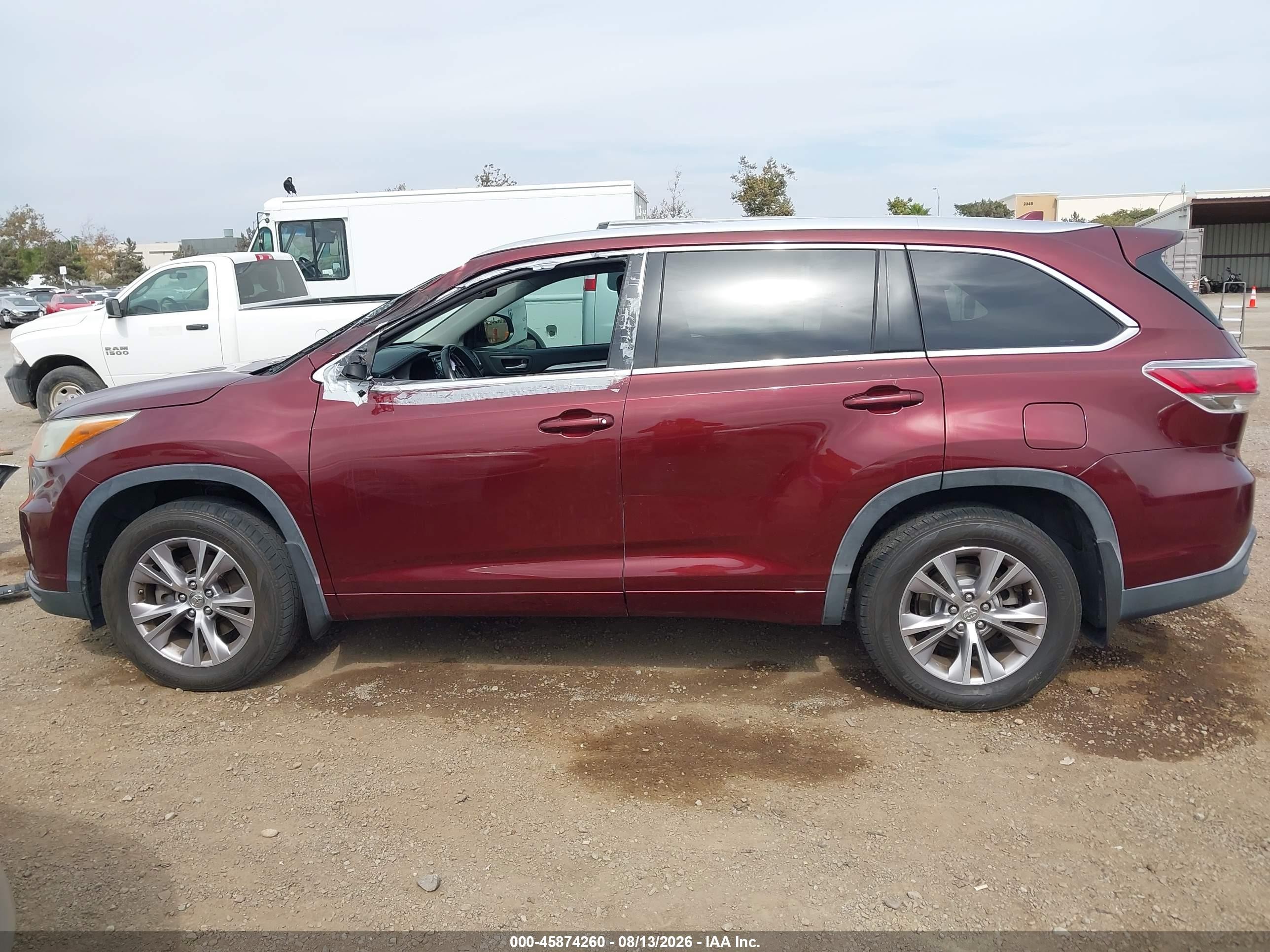 2015 Toyota Highlander Xle V6 Burgundy vin: 5TDJKRFH7FS100019