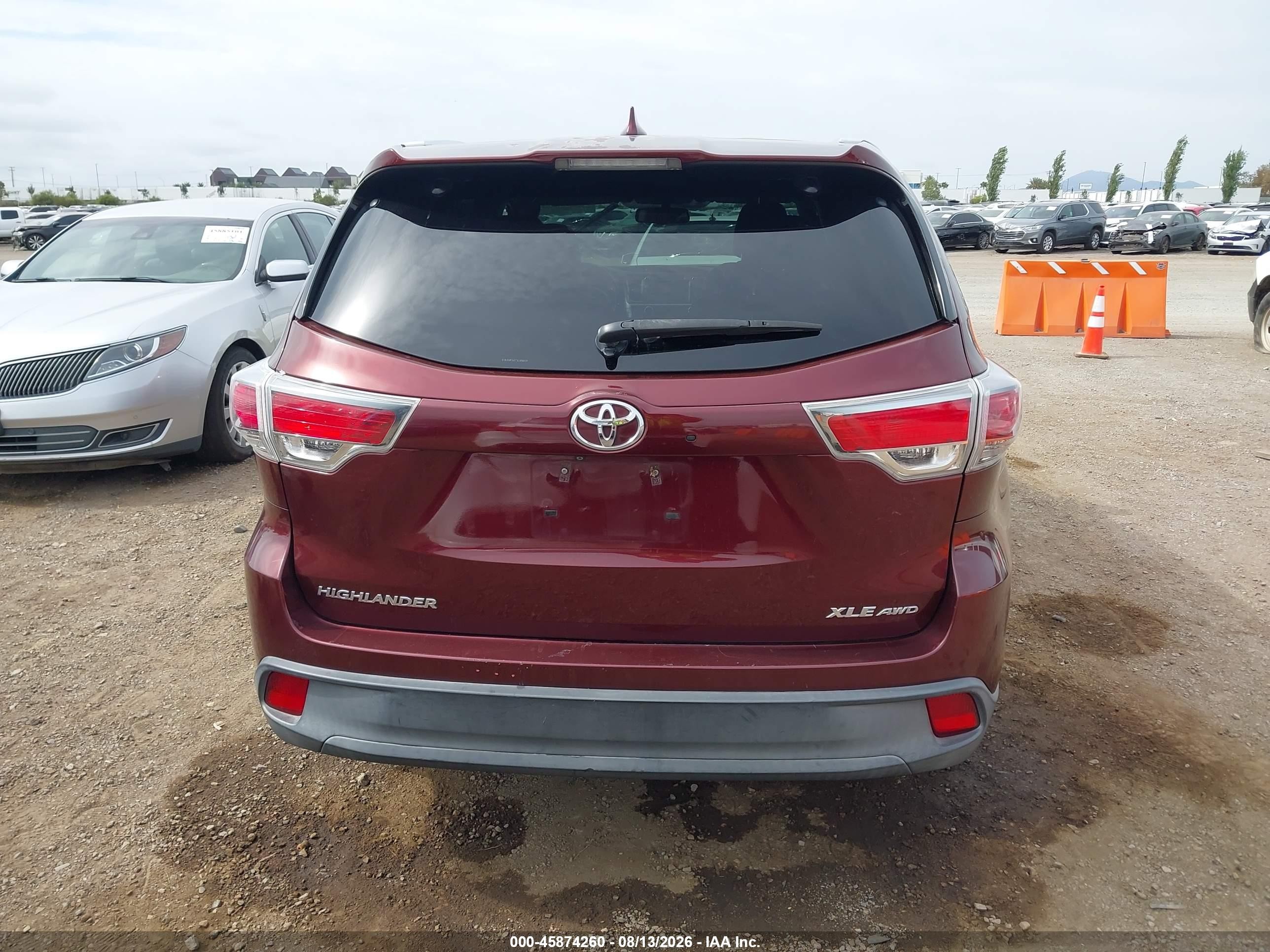 2015 Toyota Highlander Xle V6 Burgundy vin: 5TDJKRFH7FS100019