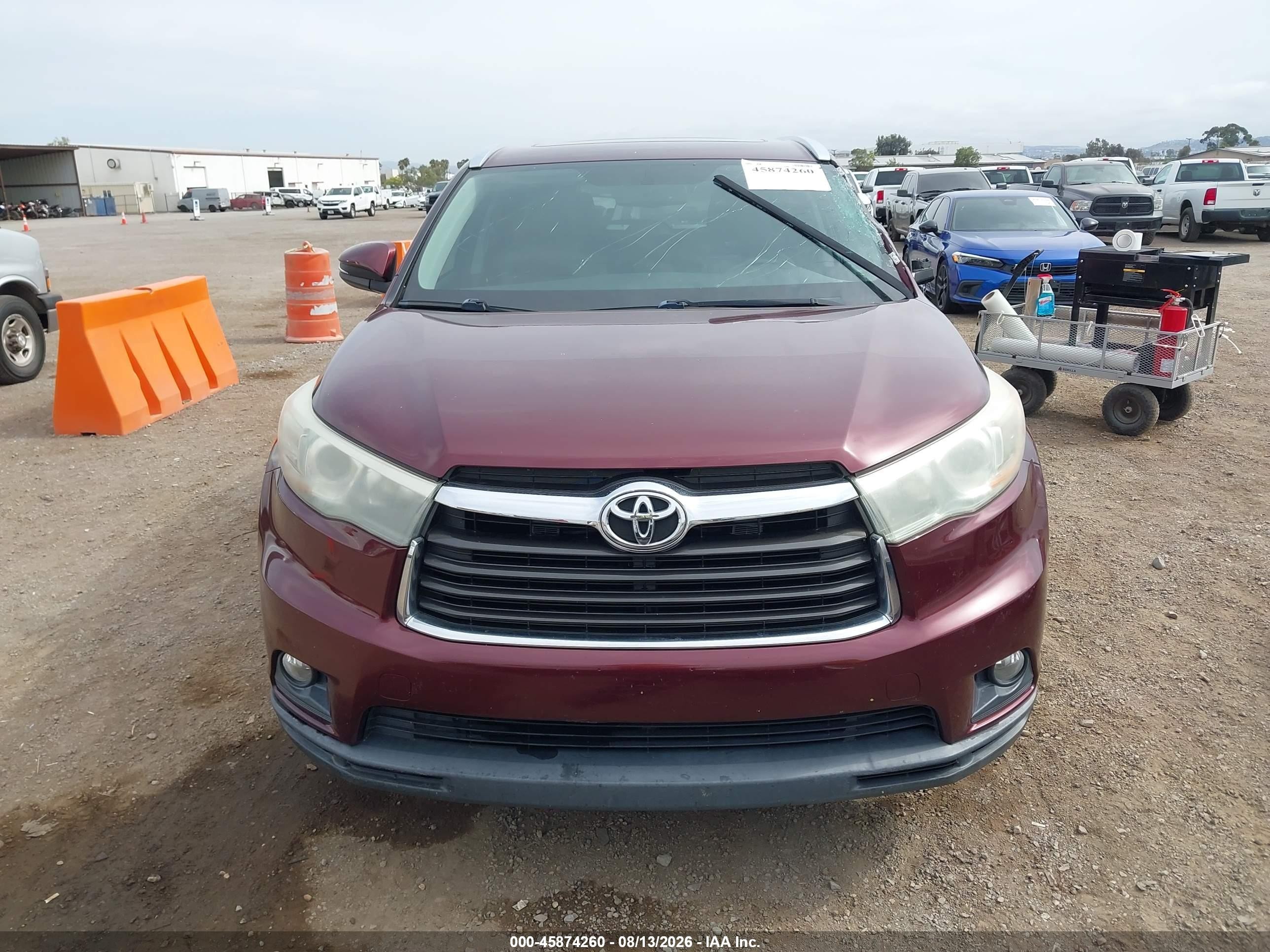 2015 Toyota Highlander Xle V6 Burgundy vin: 5TDJKRFH7FS100019