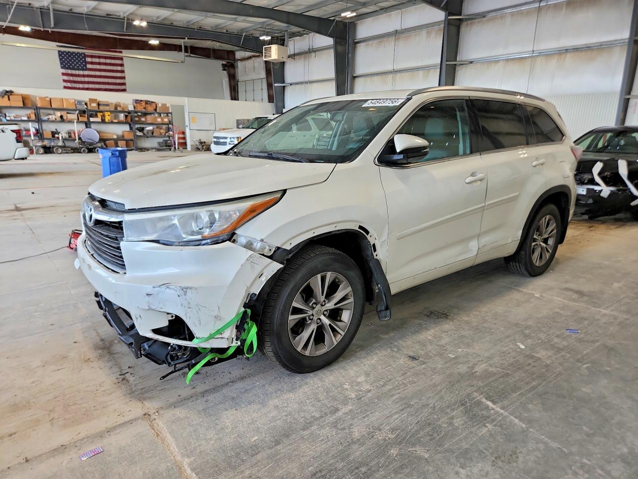 2015 Toyota Highlander Xle White vin: 5TDJKRFH7FS104653