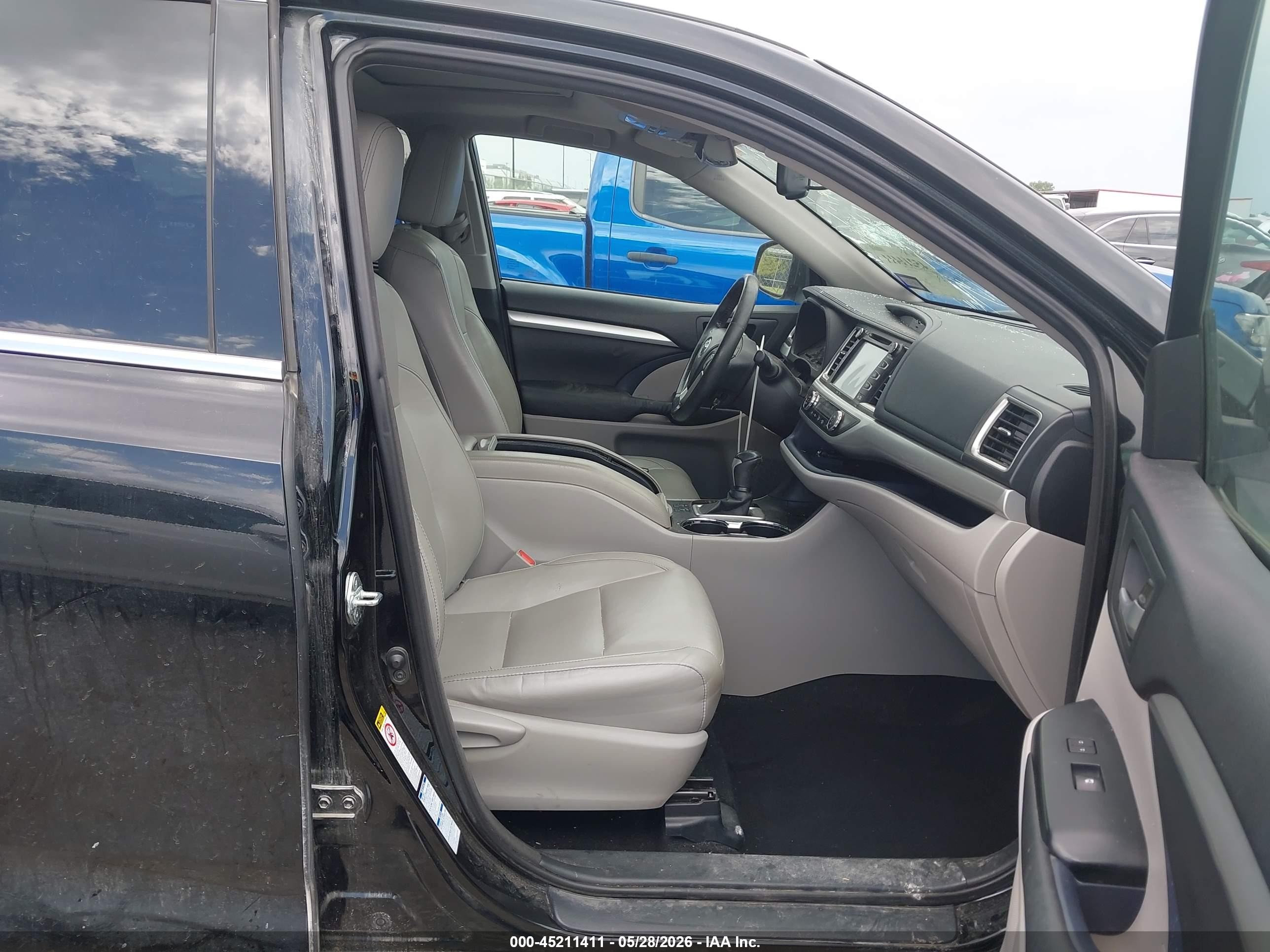 2015 Toyota Highlander Xle V6 Black vin: 5TDJKRFH7FS107407