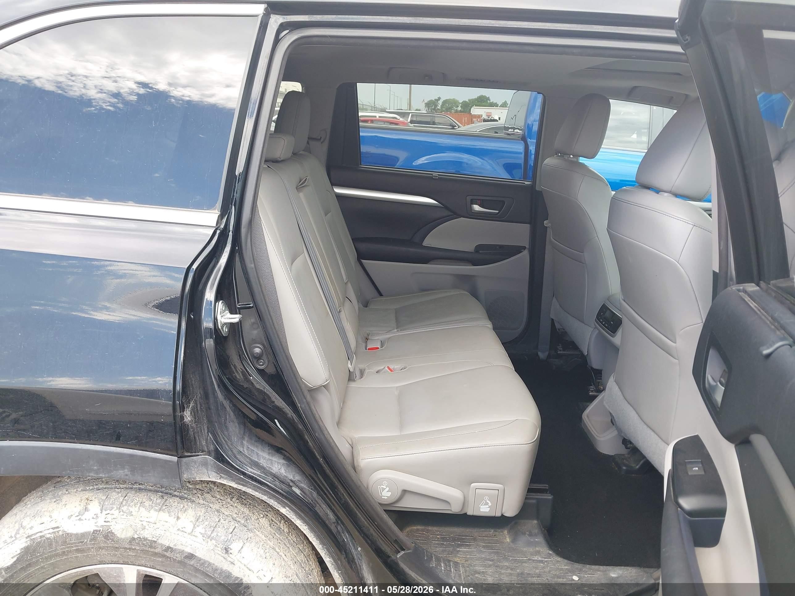 2015 Toyota Highlander Xle V6 Black vin: 5TDJKRFH7FS107407