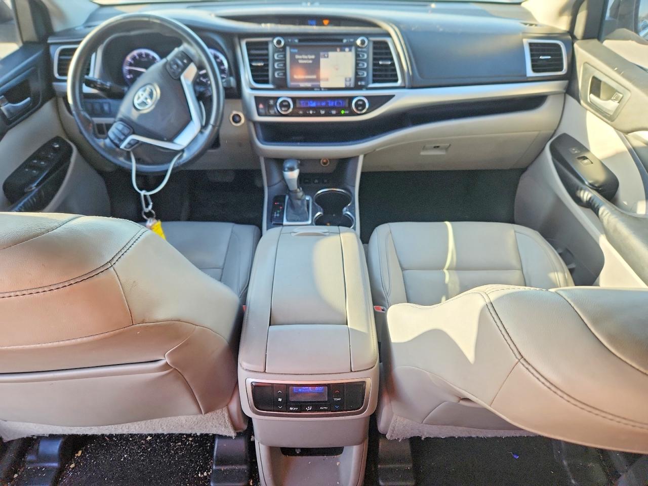 2015 Toyota Highlander Xle Серый vin: 5TDJKRFH7FS141119