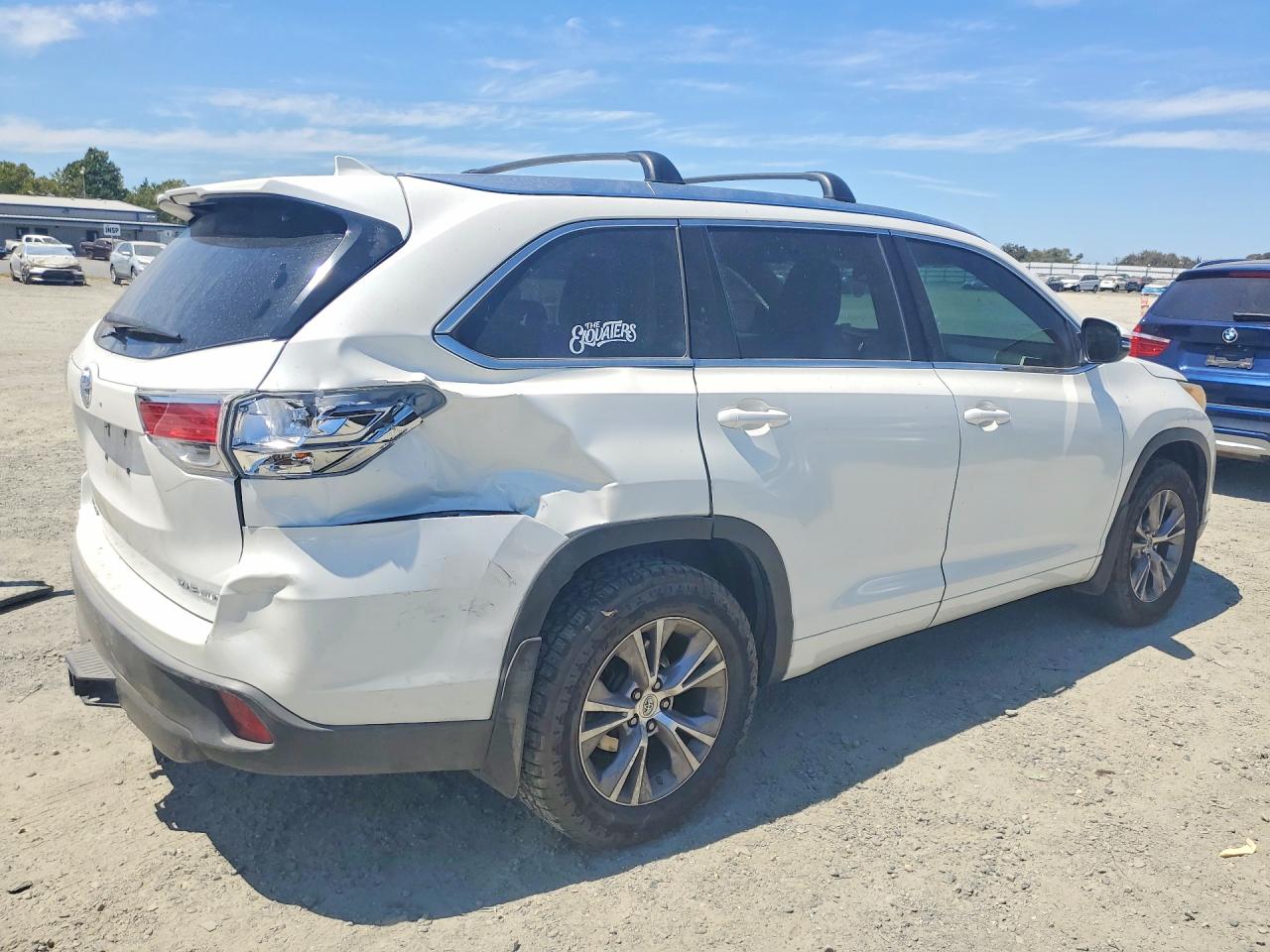 2015 Toyota Highlander Xle White vin: 5TDJKRFH7FS171009