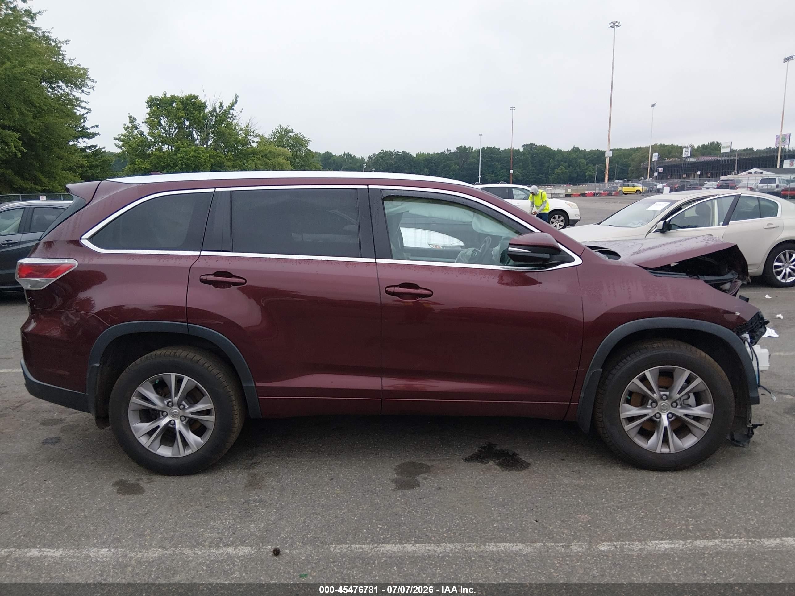 2015 Toyota Highlander Xle Red vin: 5TDJKRFH7FS178266