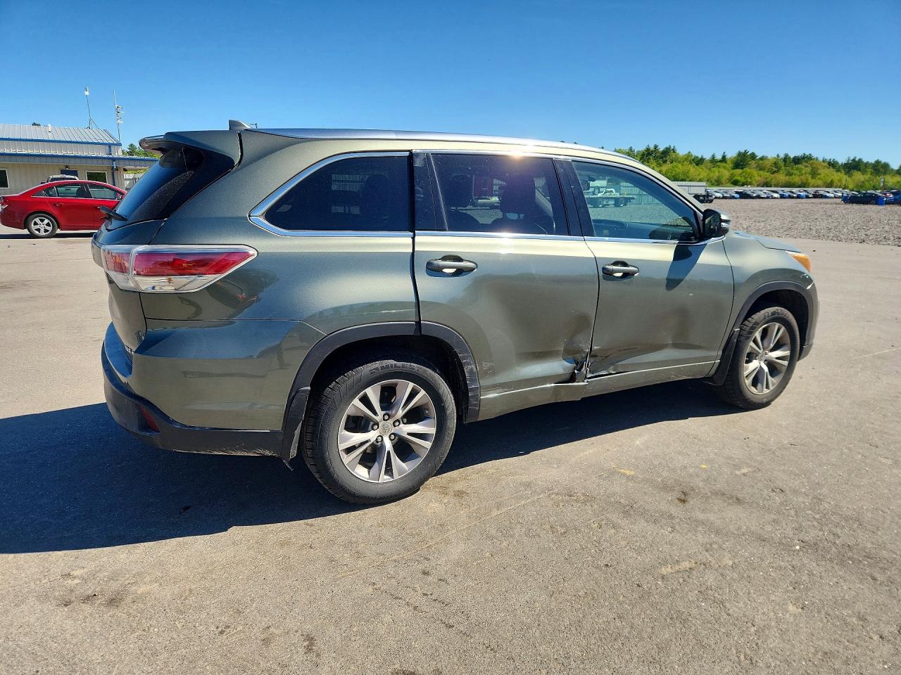 2015 Toyota Highlander Xle Green vin: 5TDJKRFH7FS194564