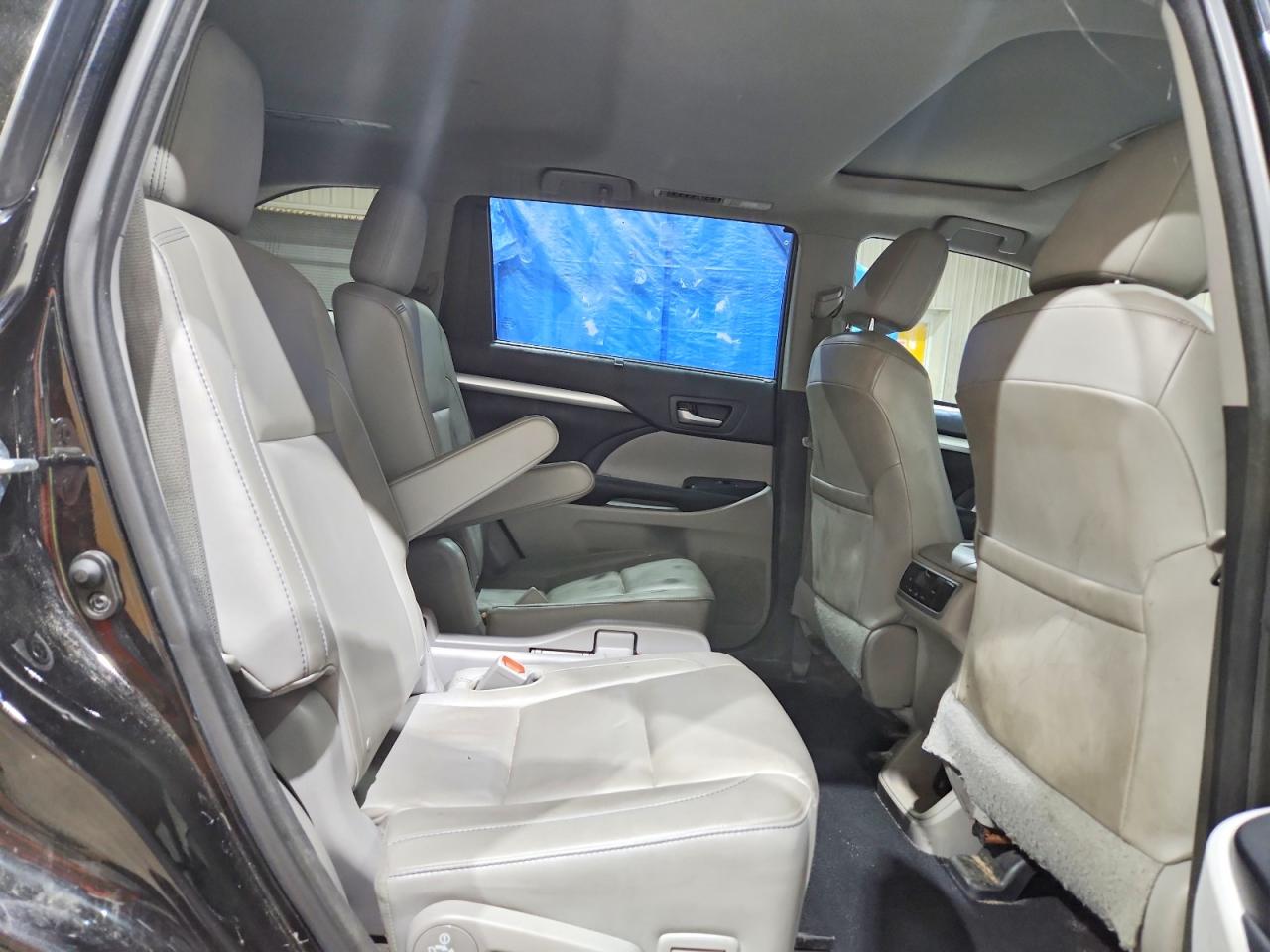 2015 Toyota Highlander Xle Black vin: 5TDJKRFH7FS214666