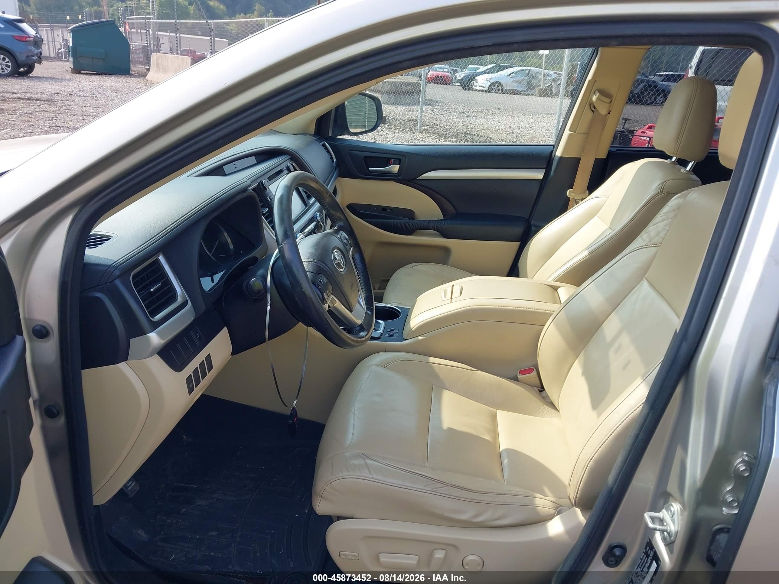 2014 Toyota Highlander Xle V6 Tan vin: 5TDJKRFH8ES055607