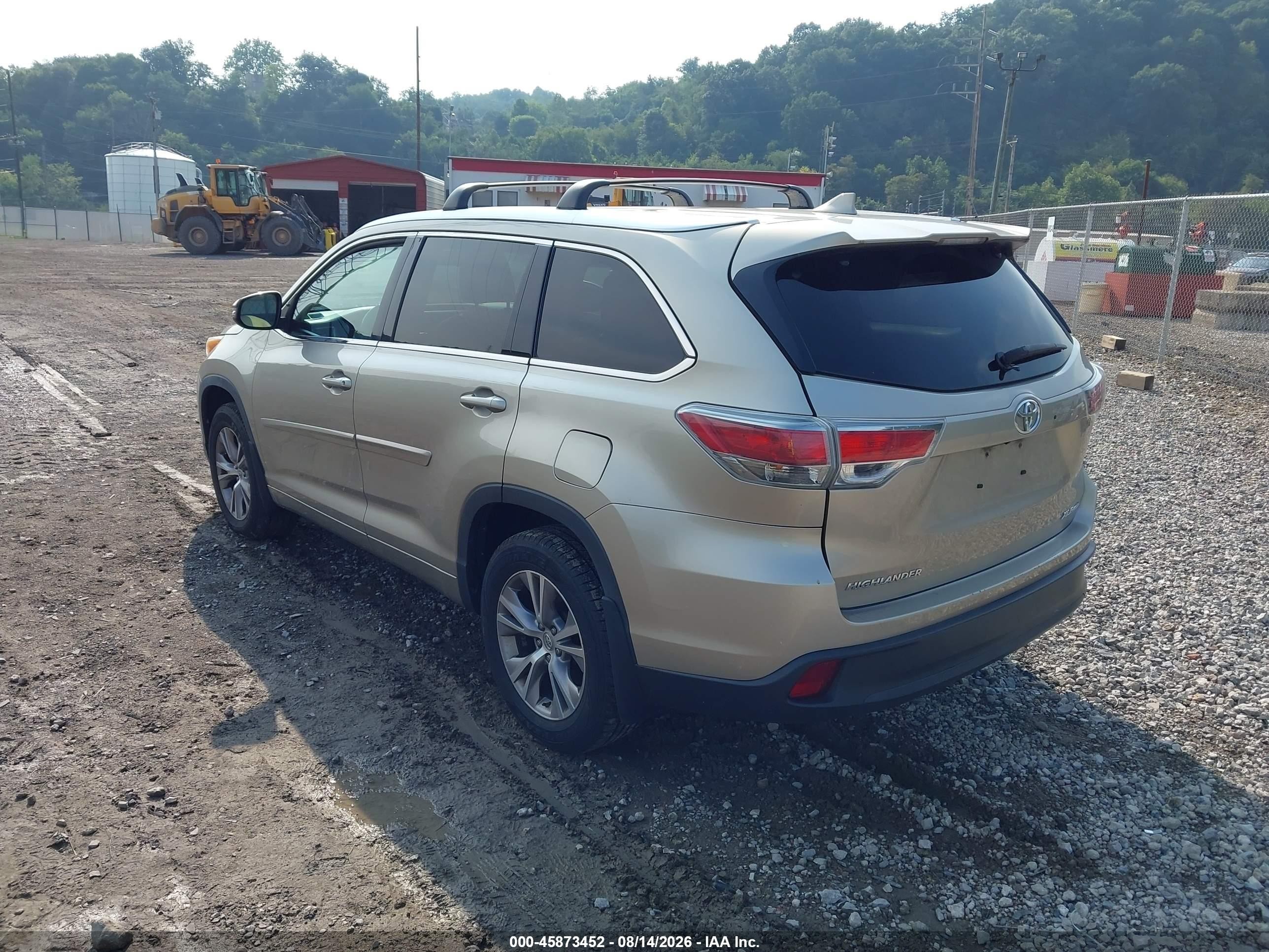 2014 Toyota Highlander Xle V6 Tan vin: 5TDJKRFH8ES055607