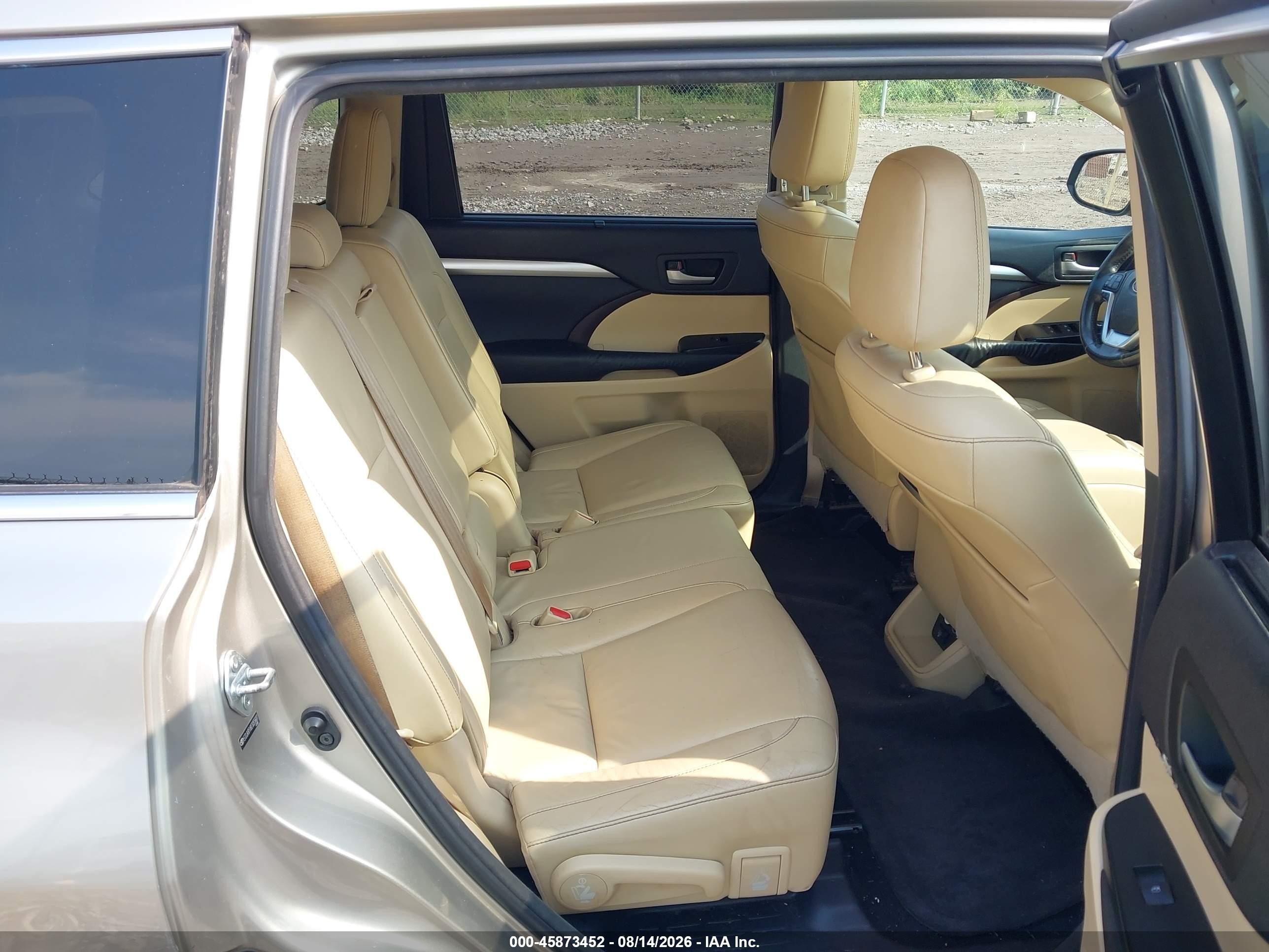 2014 Toyota Highlander Xle V6 Tan vin: 5TDJKRFH8ES055607